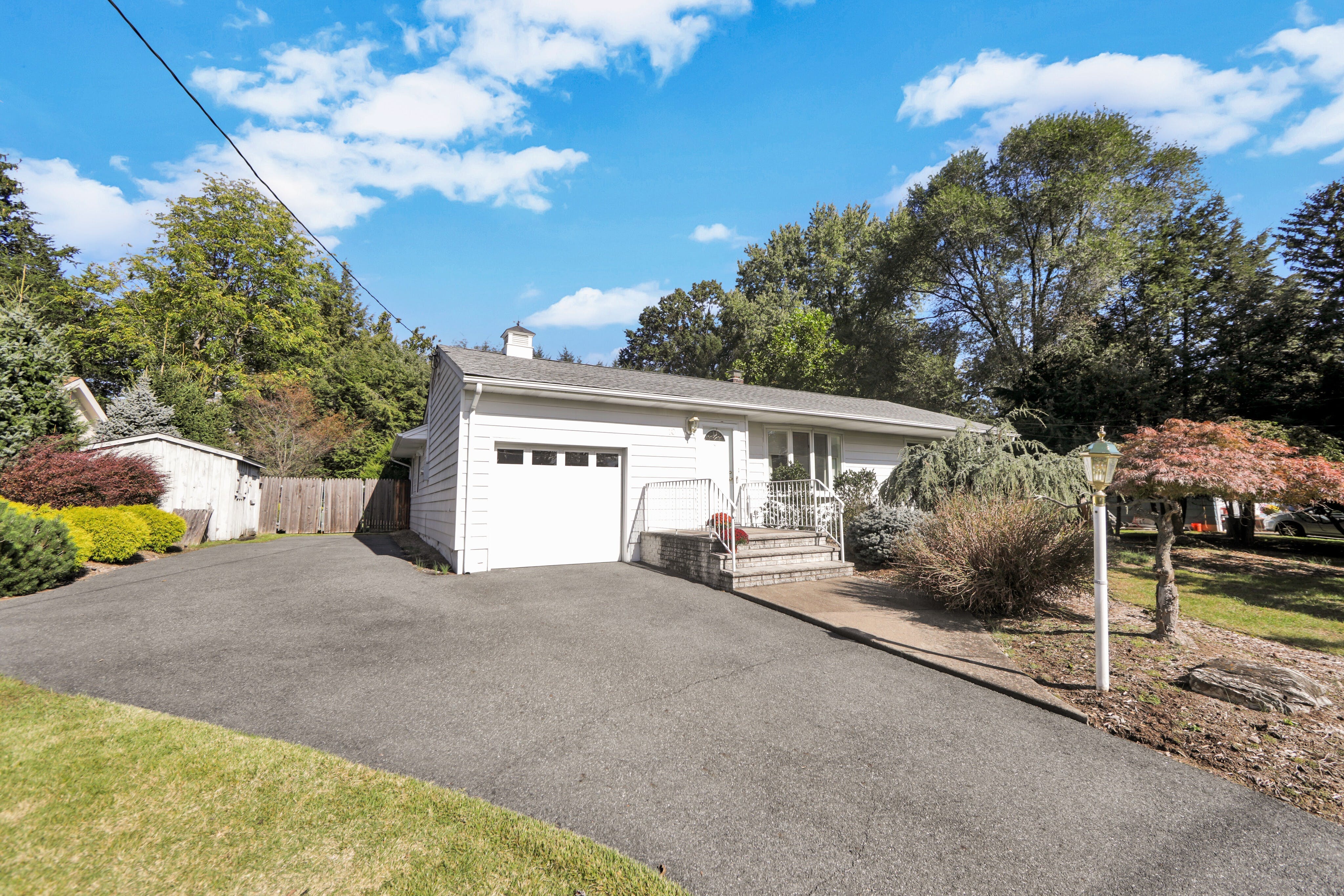 10 Aster Lane 