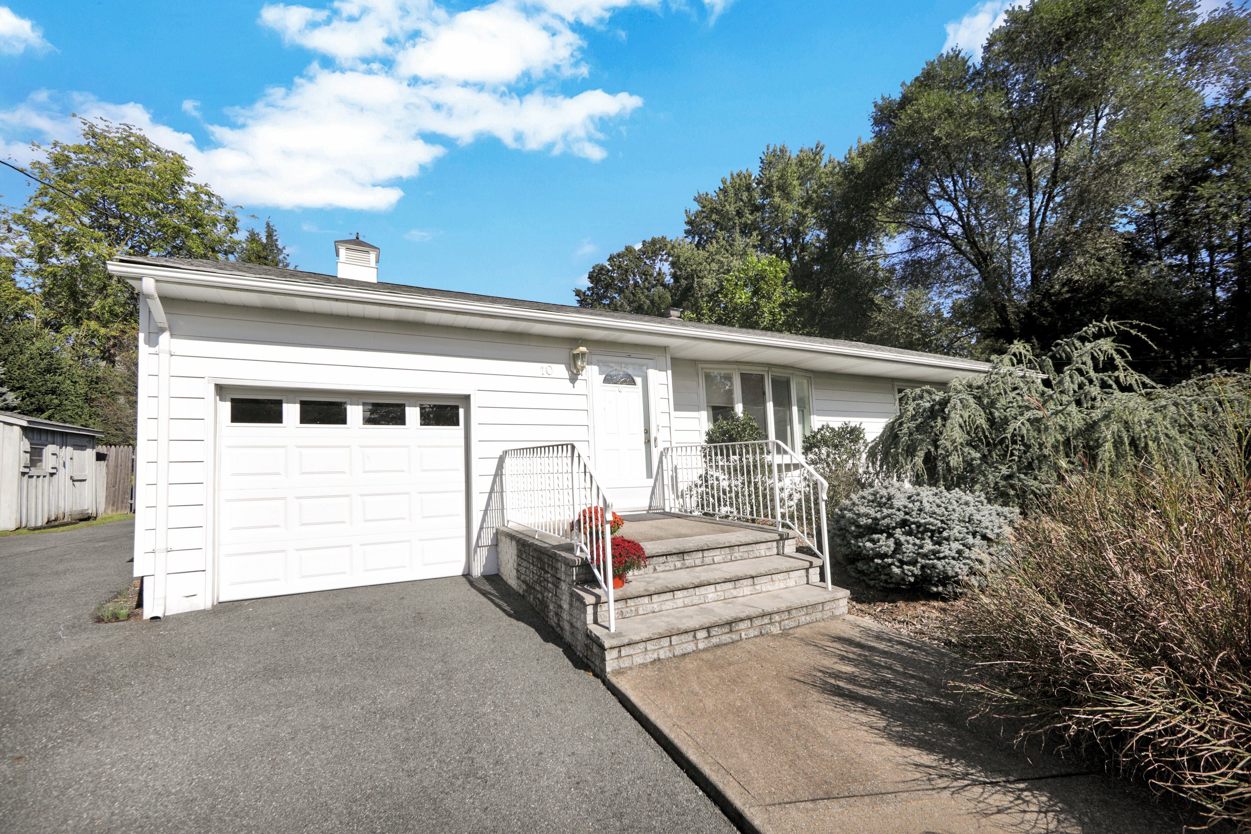10 Aster Lane 