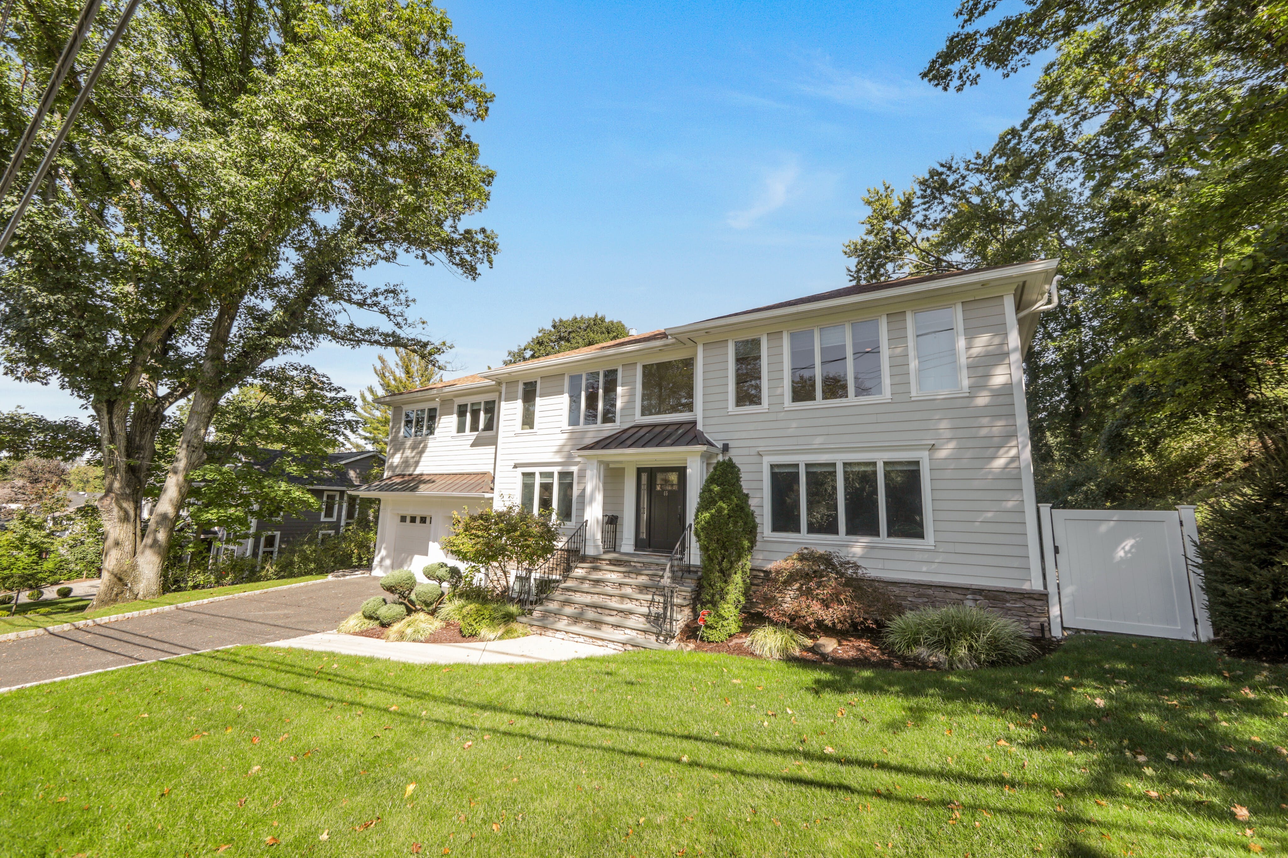 65 Holland Avenue 