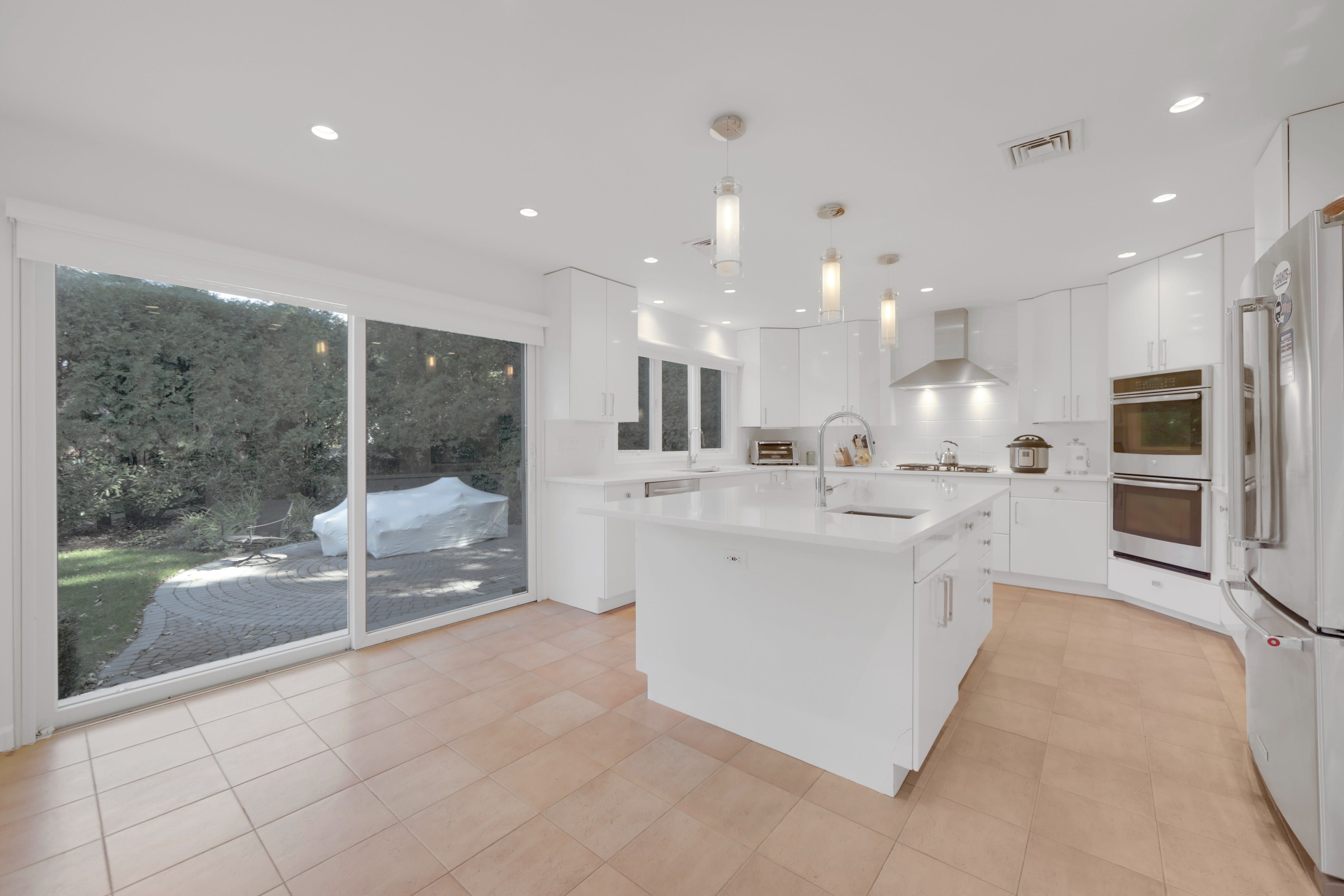 65 Holland Avenue 