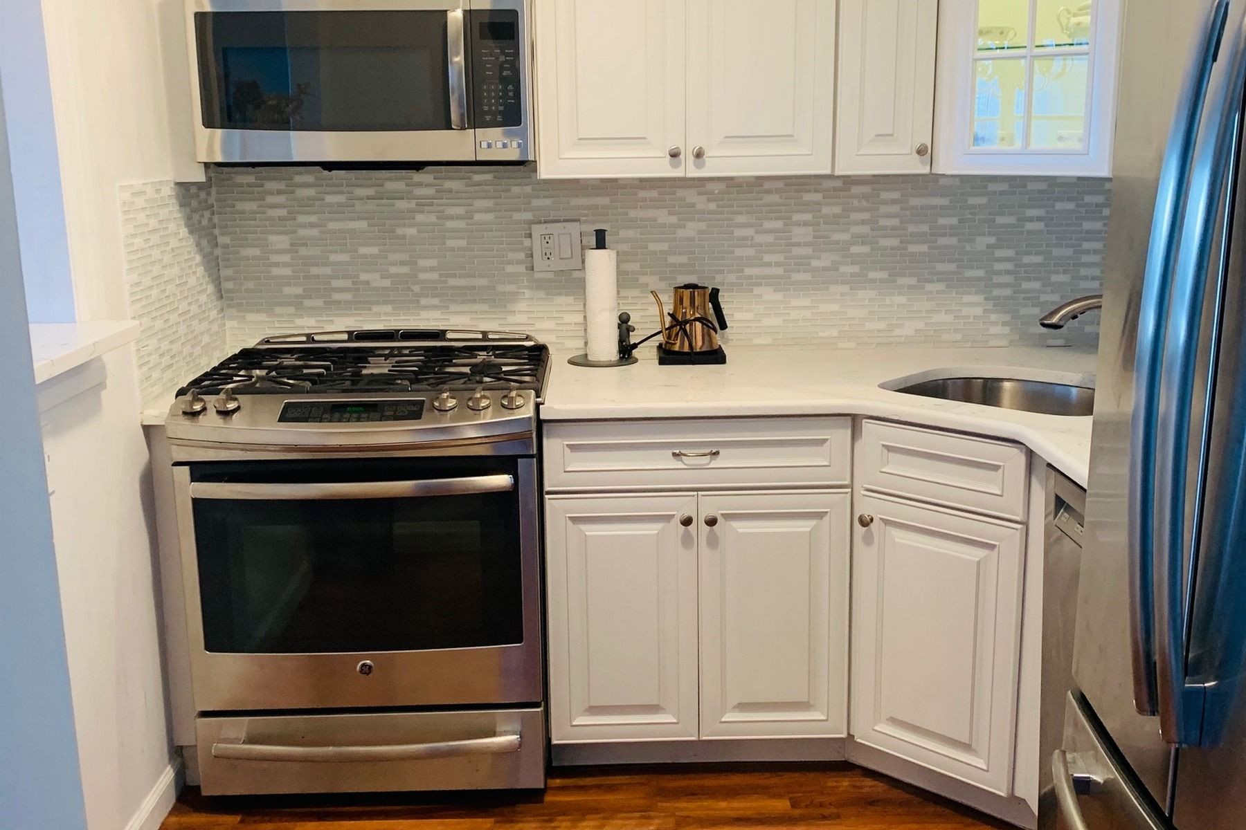 2000 Linwood Avenue Unit# 22N