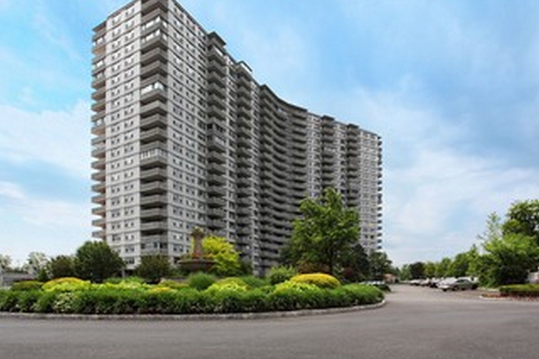 2000 Linwood Avenue Unit# 22N