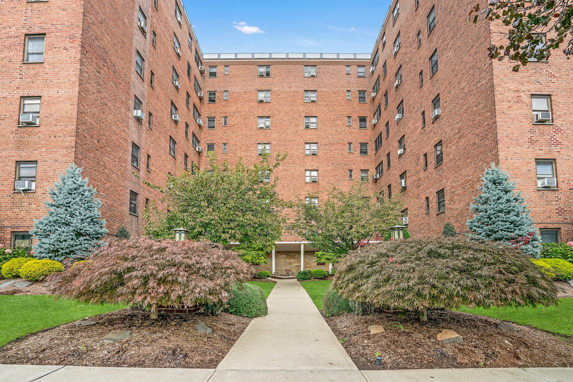 208 Anderson Street Unit# S4B