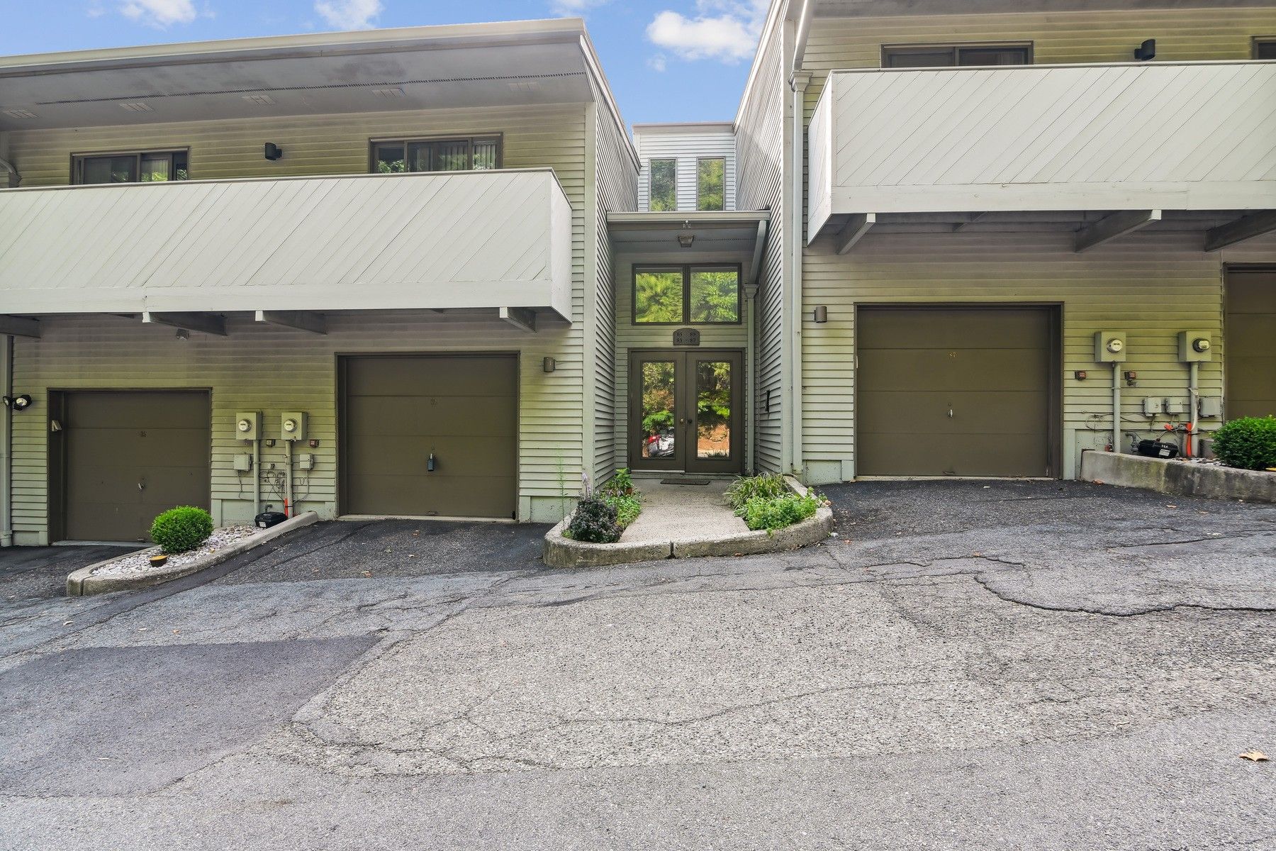 83 Adams Terrace 