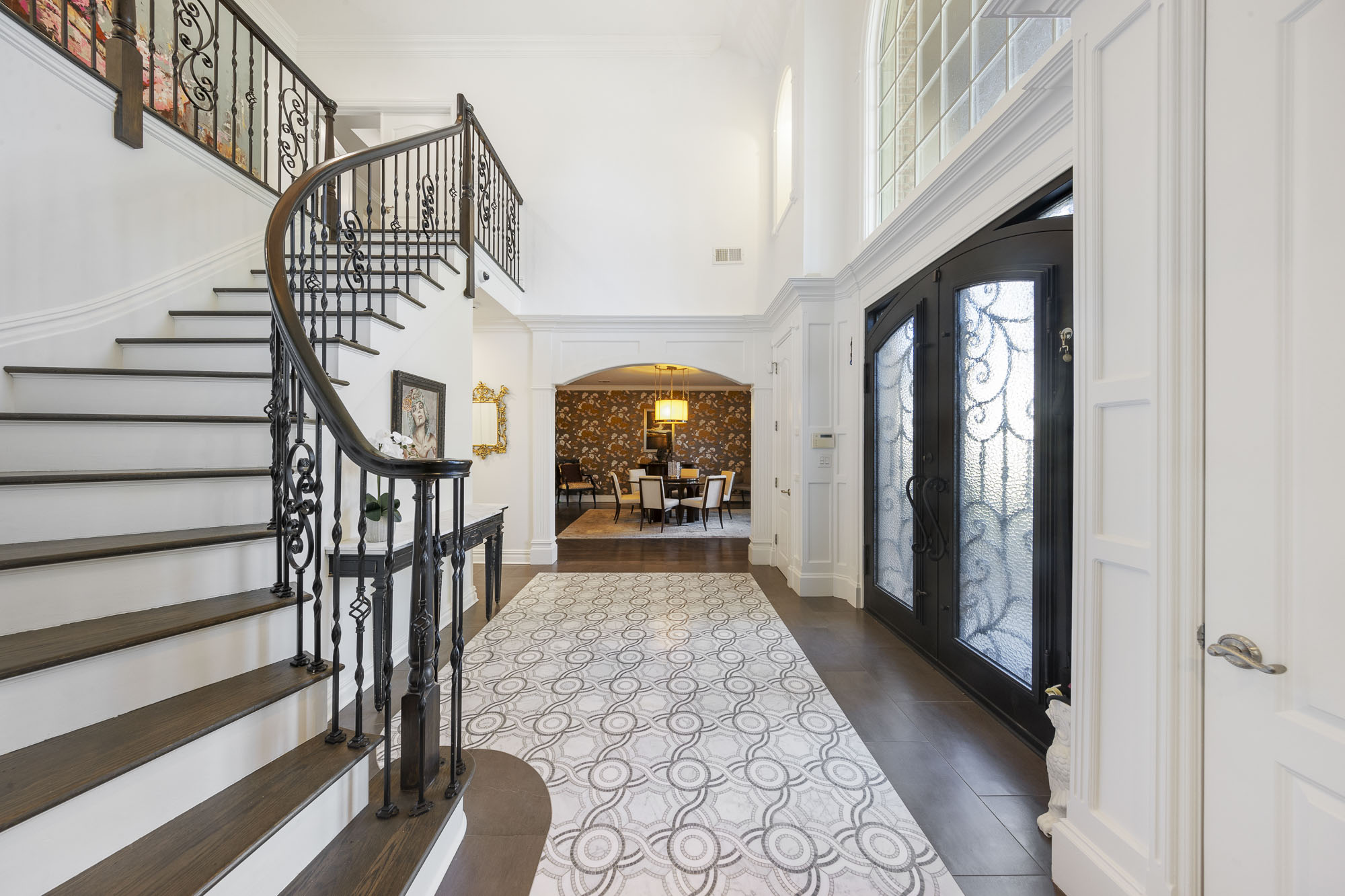 1087 Briar Way 