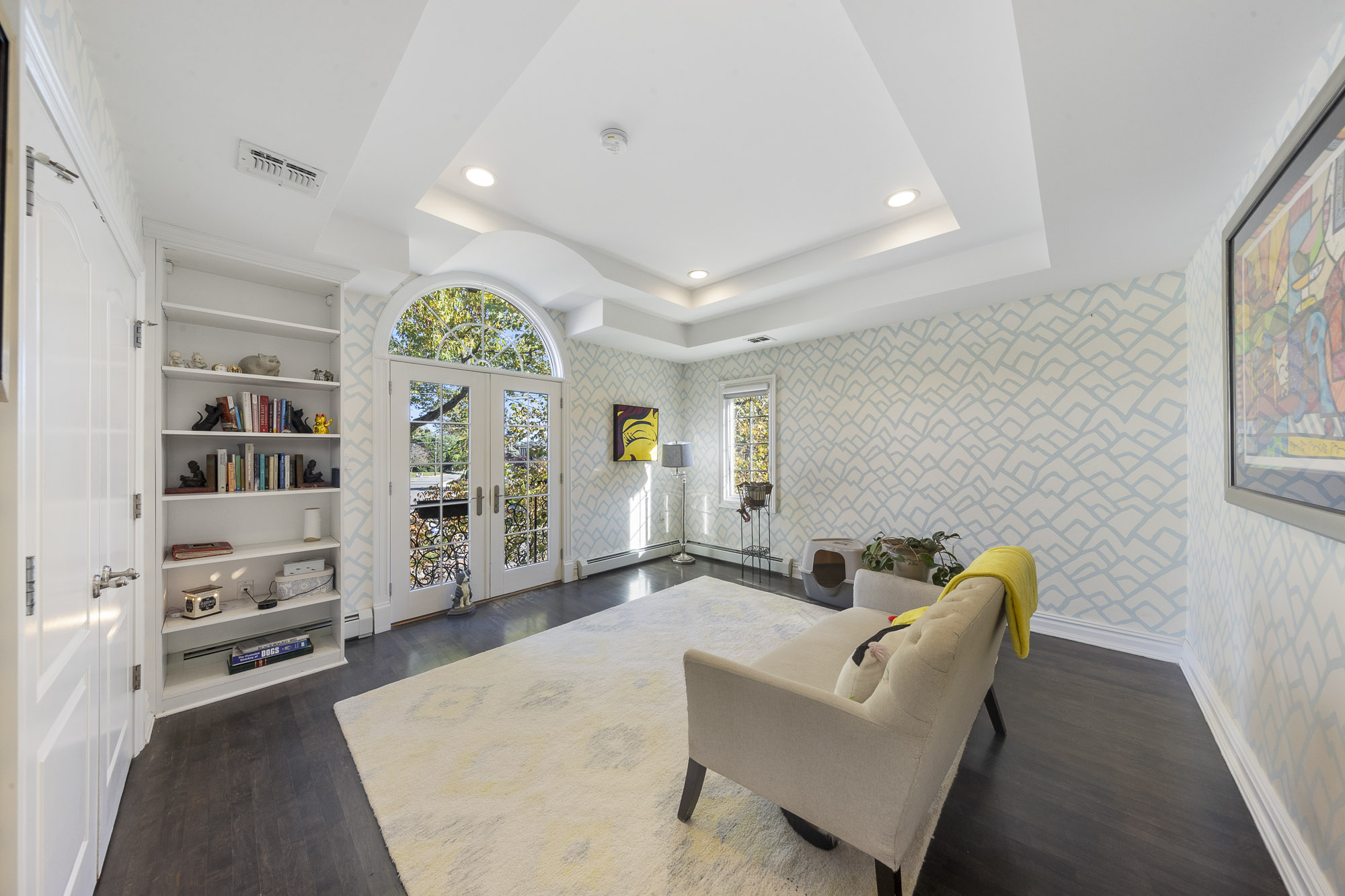 1087 Briar Way 