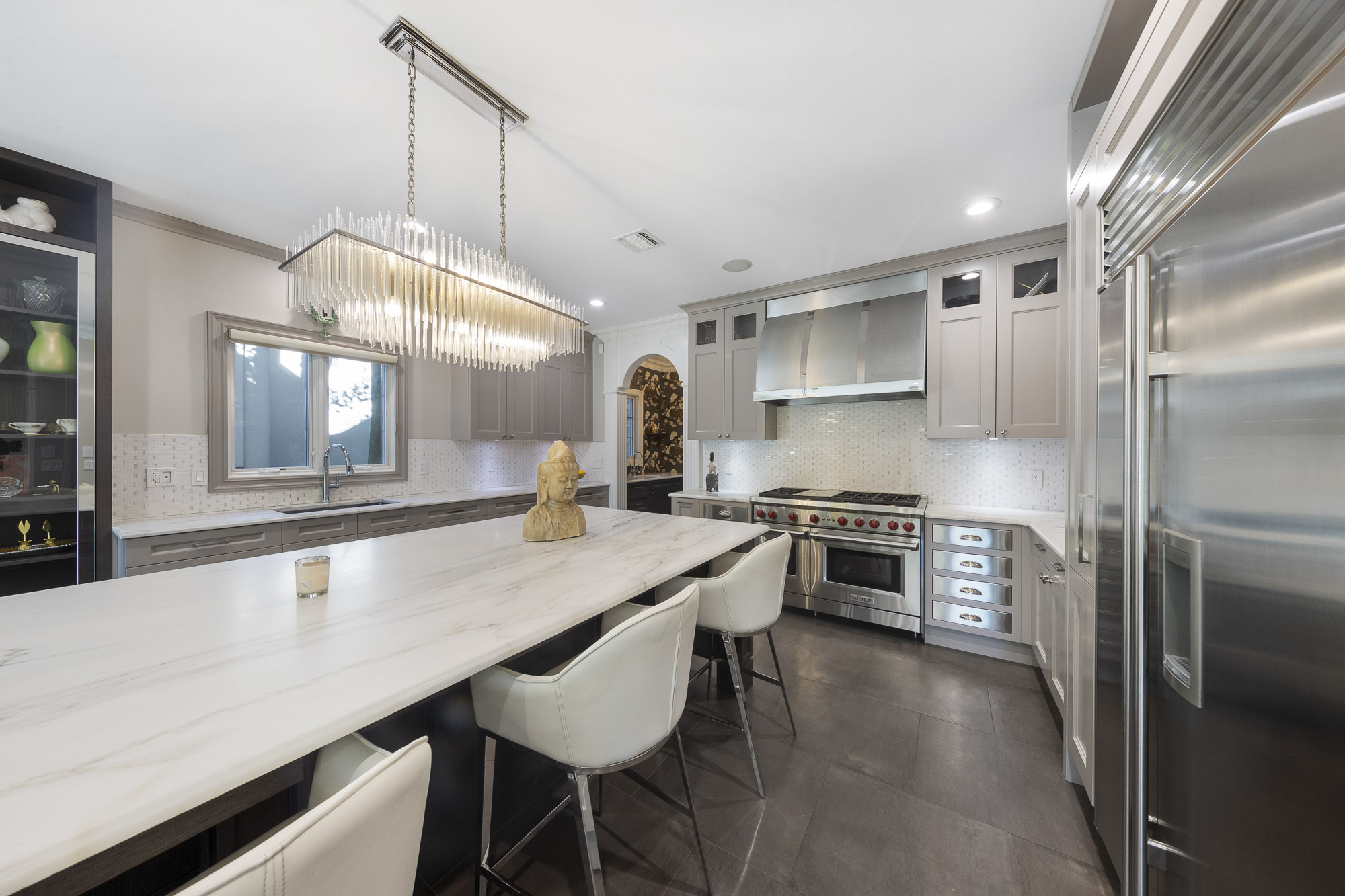 1087 Briar Way 