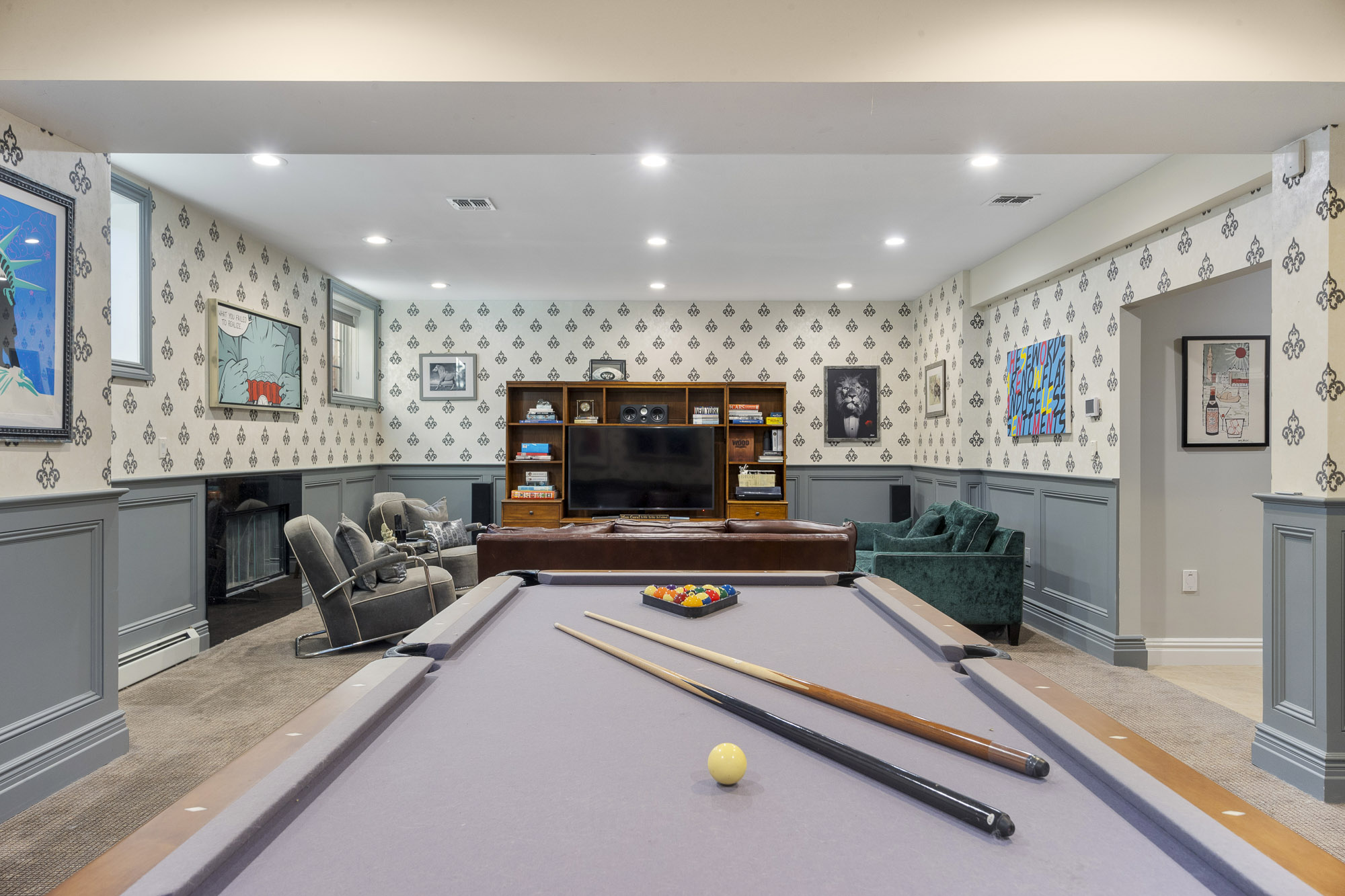 1087 Briar Way 
