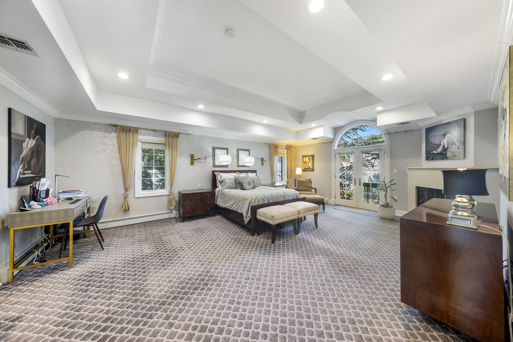 1087 Briar Way 