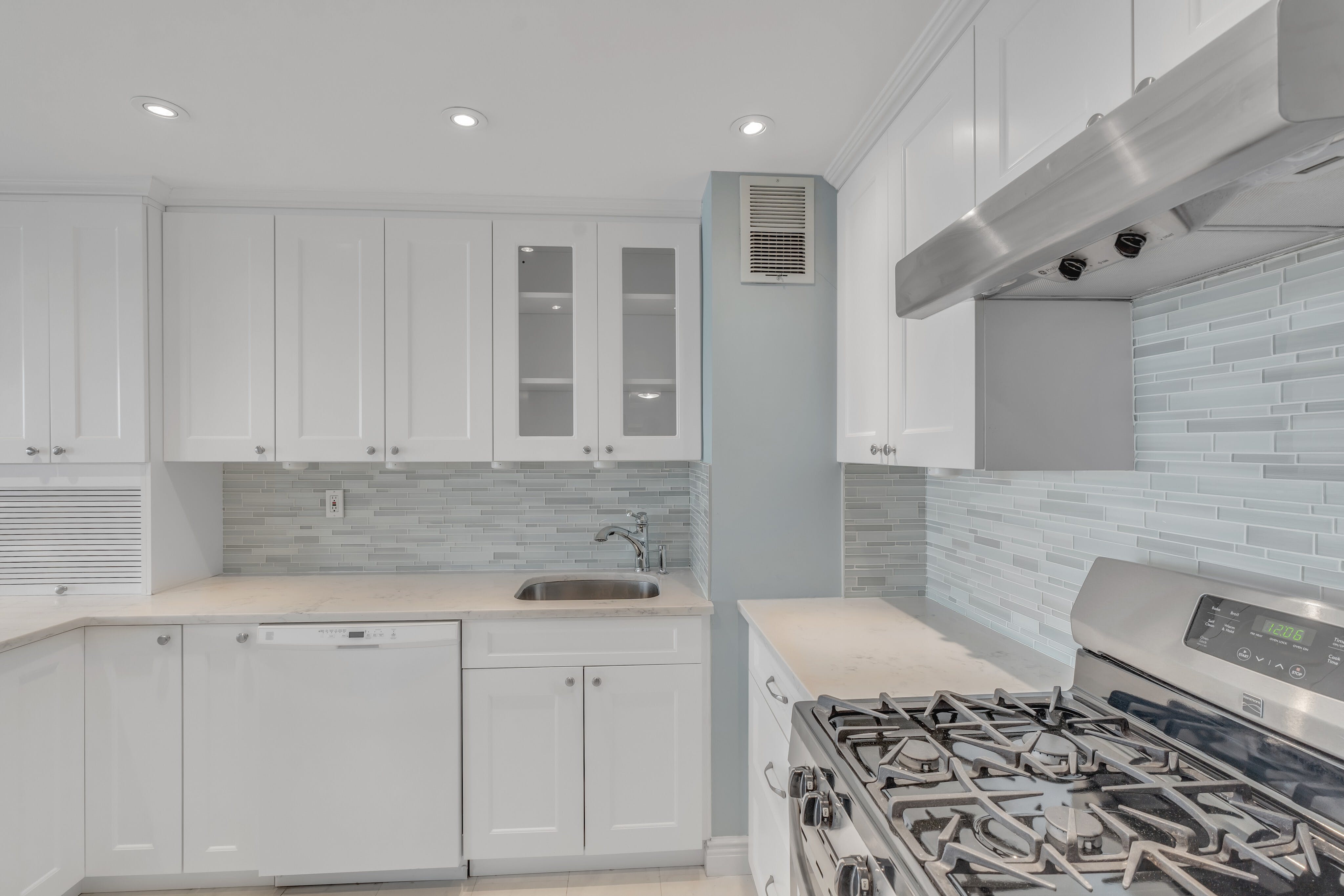 1530 Palisade Avenue Unit# 15S