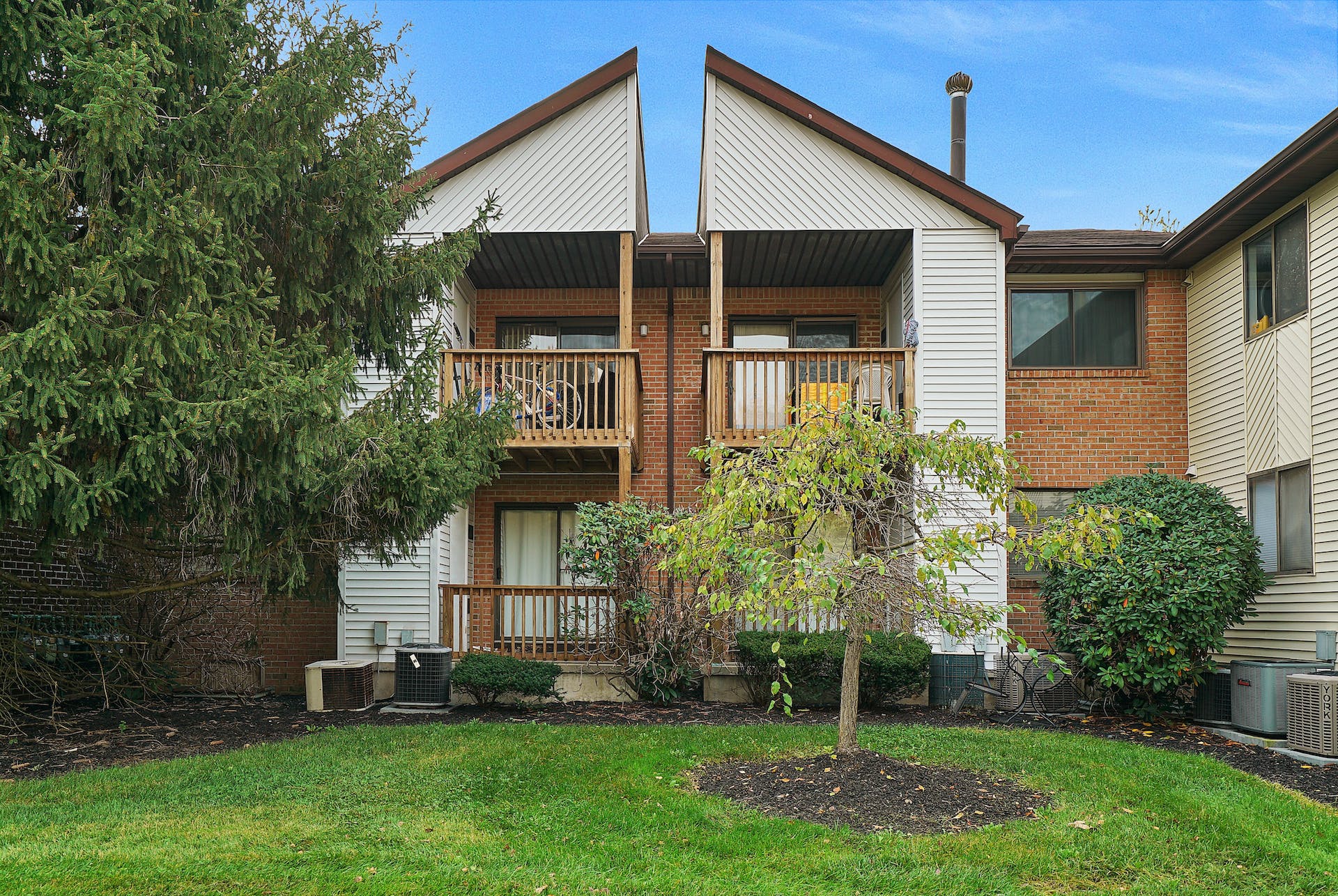 3708 Birchwood Court