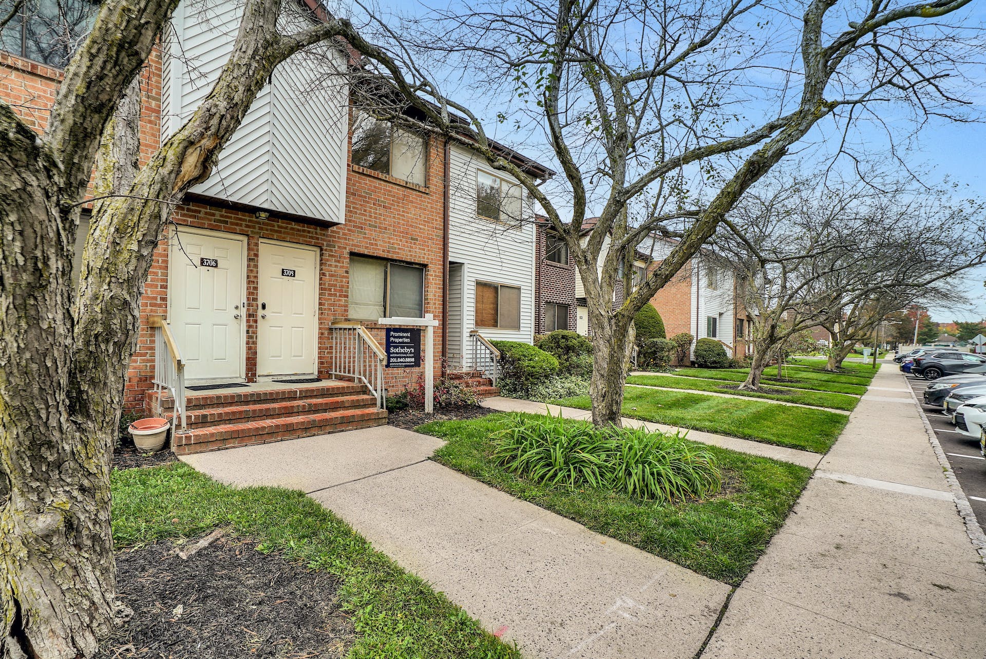 3708 Birchwood Court