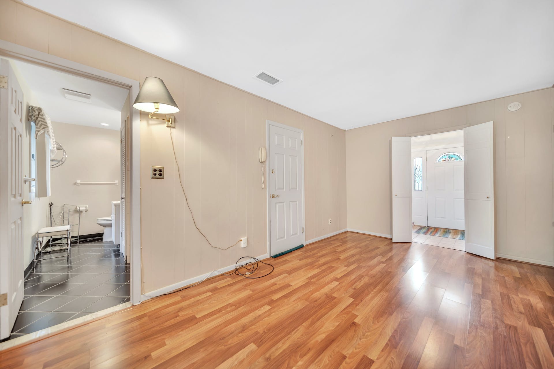 16 Dante Place 