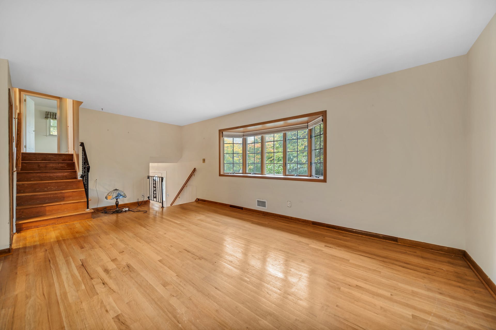 16 Dante Place 