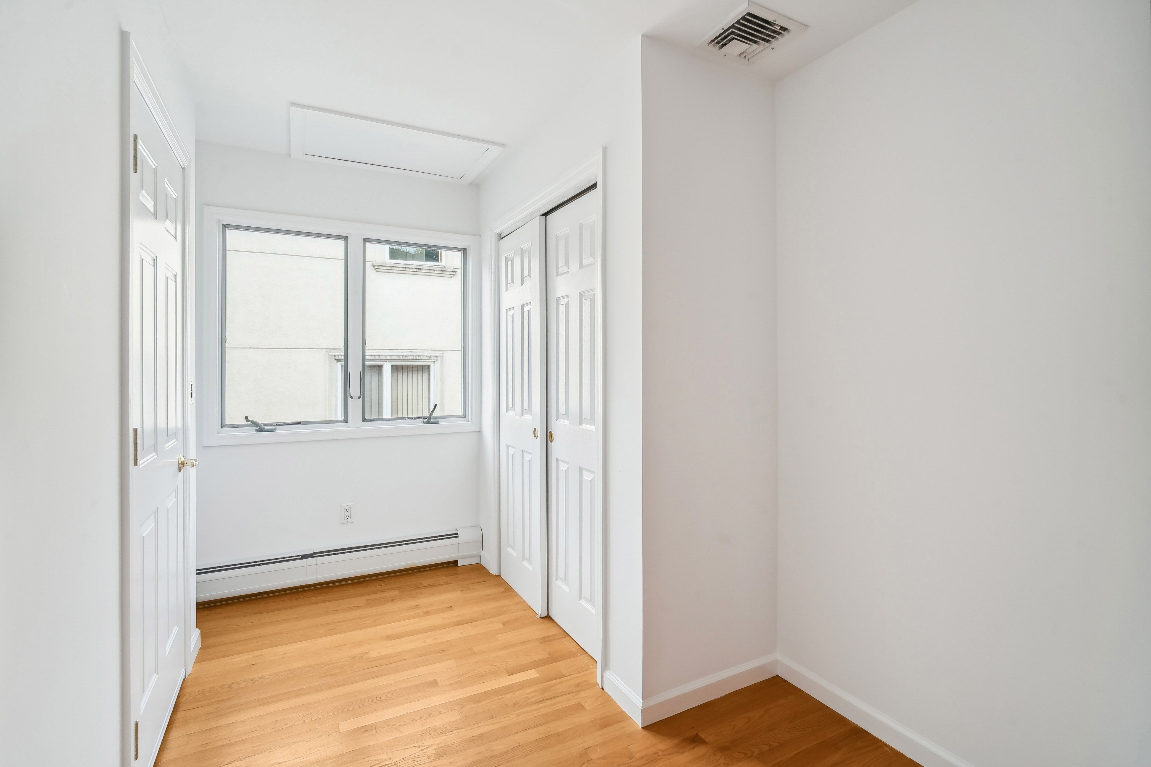 48 Irving Avenue 