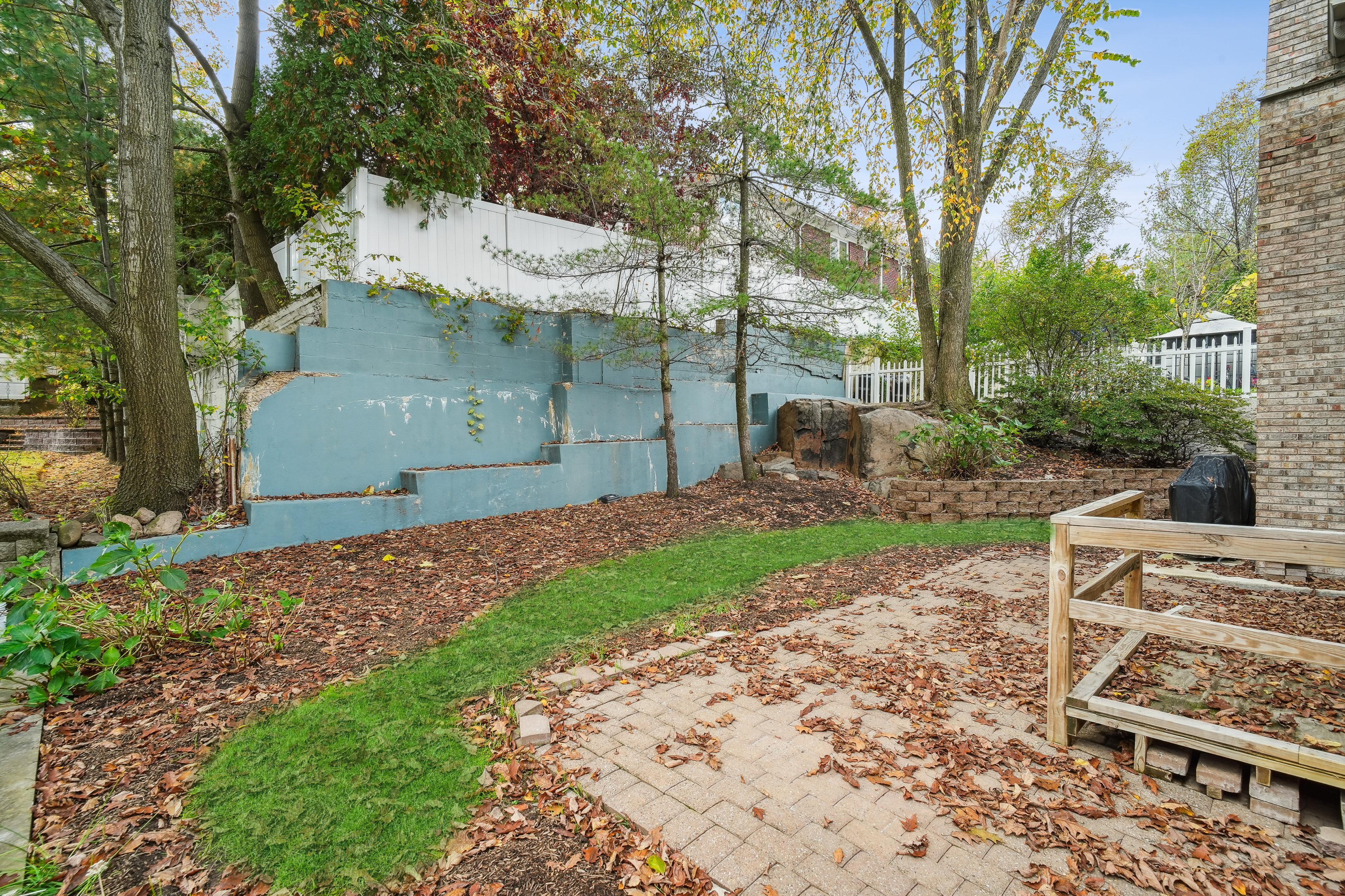 48 Irving Avenue 