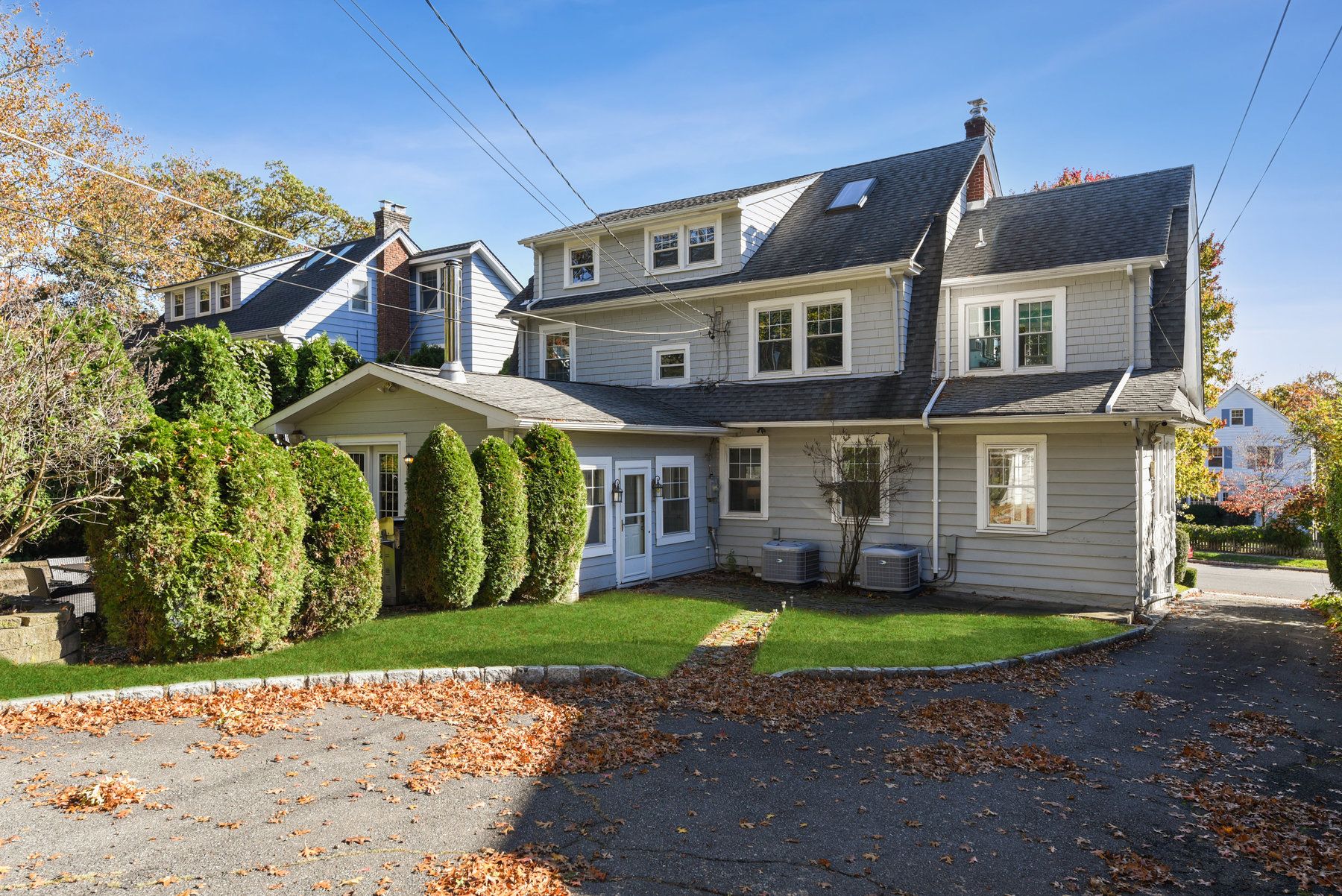 392 North Fullerton Avenue 