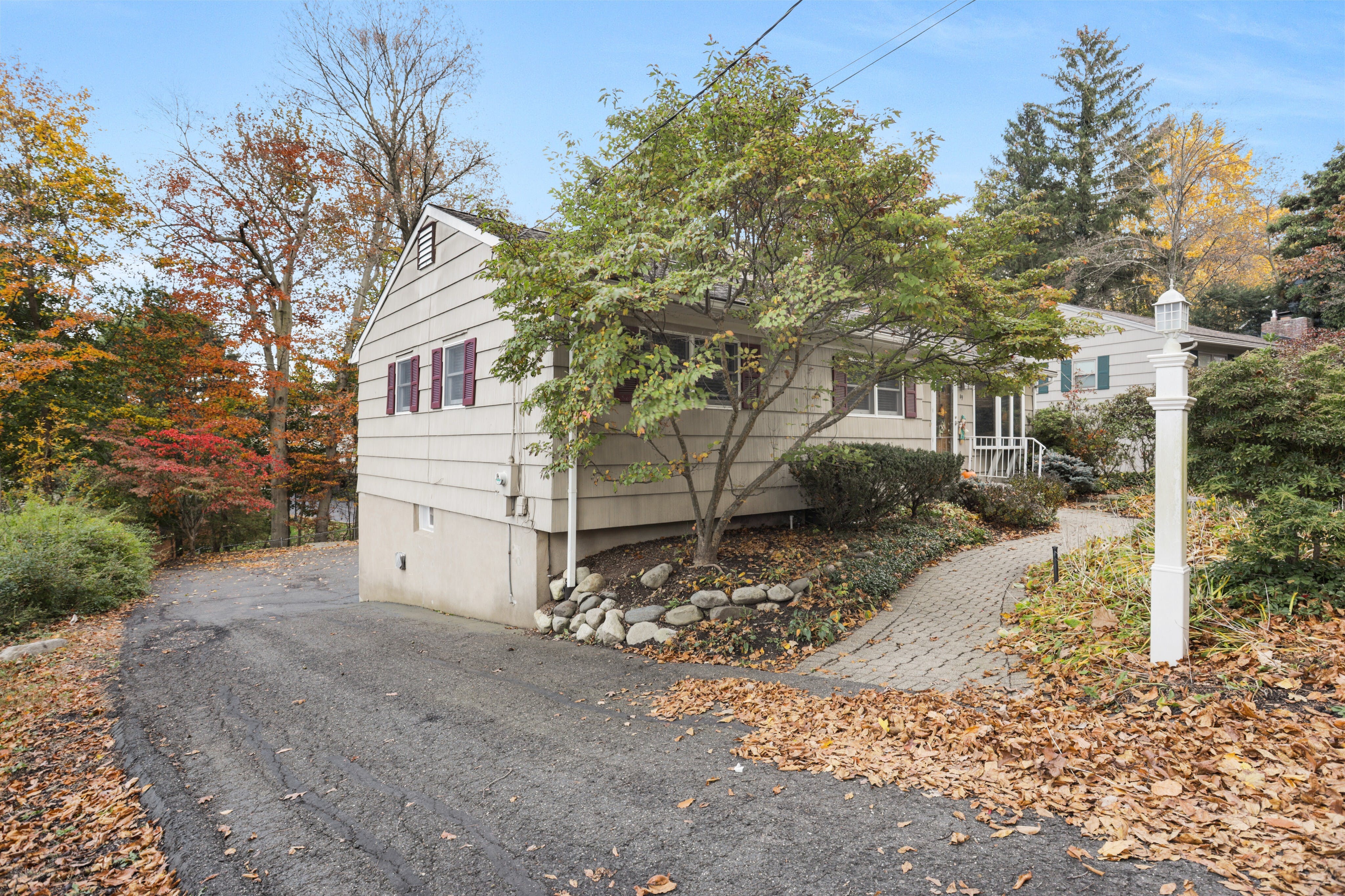 49 Walnut Street 