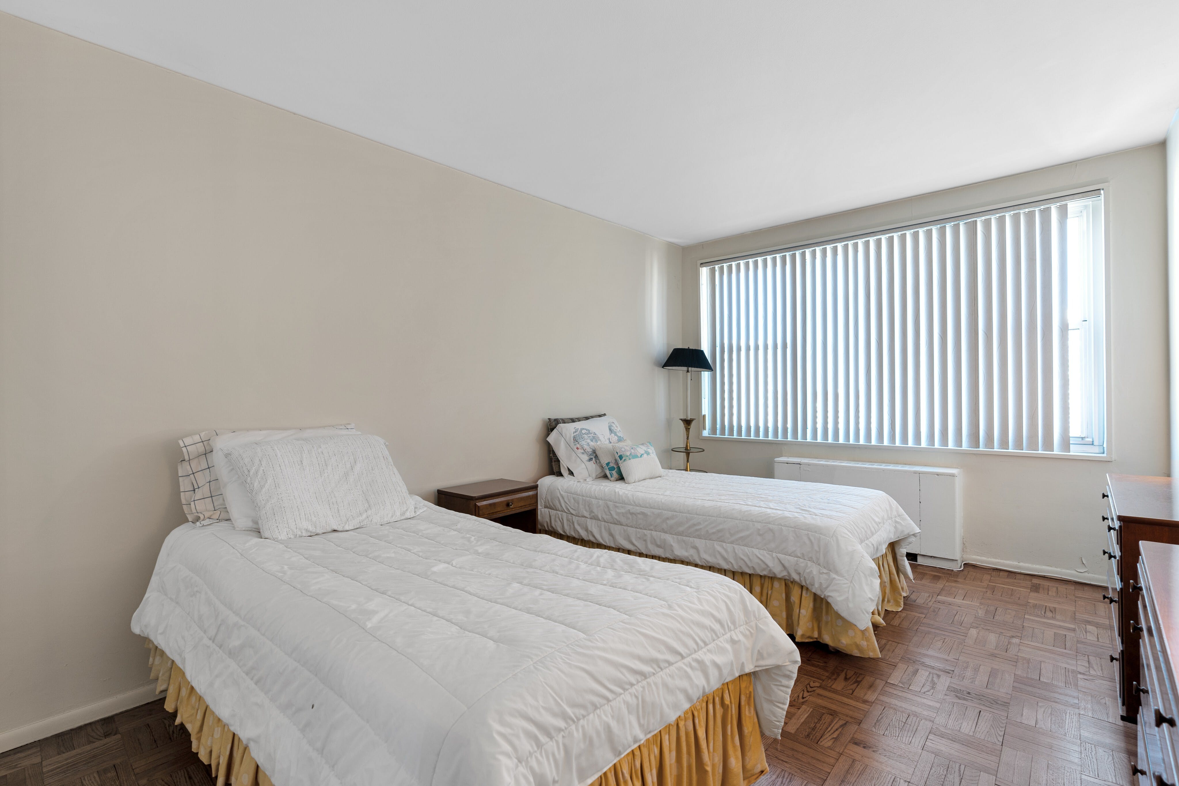 2000 Linwood Avenue Unit# 17V