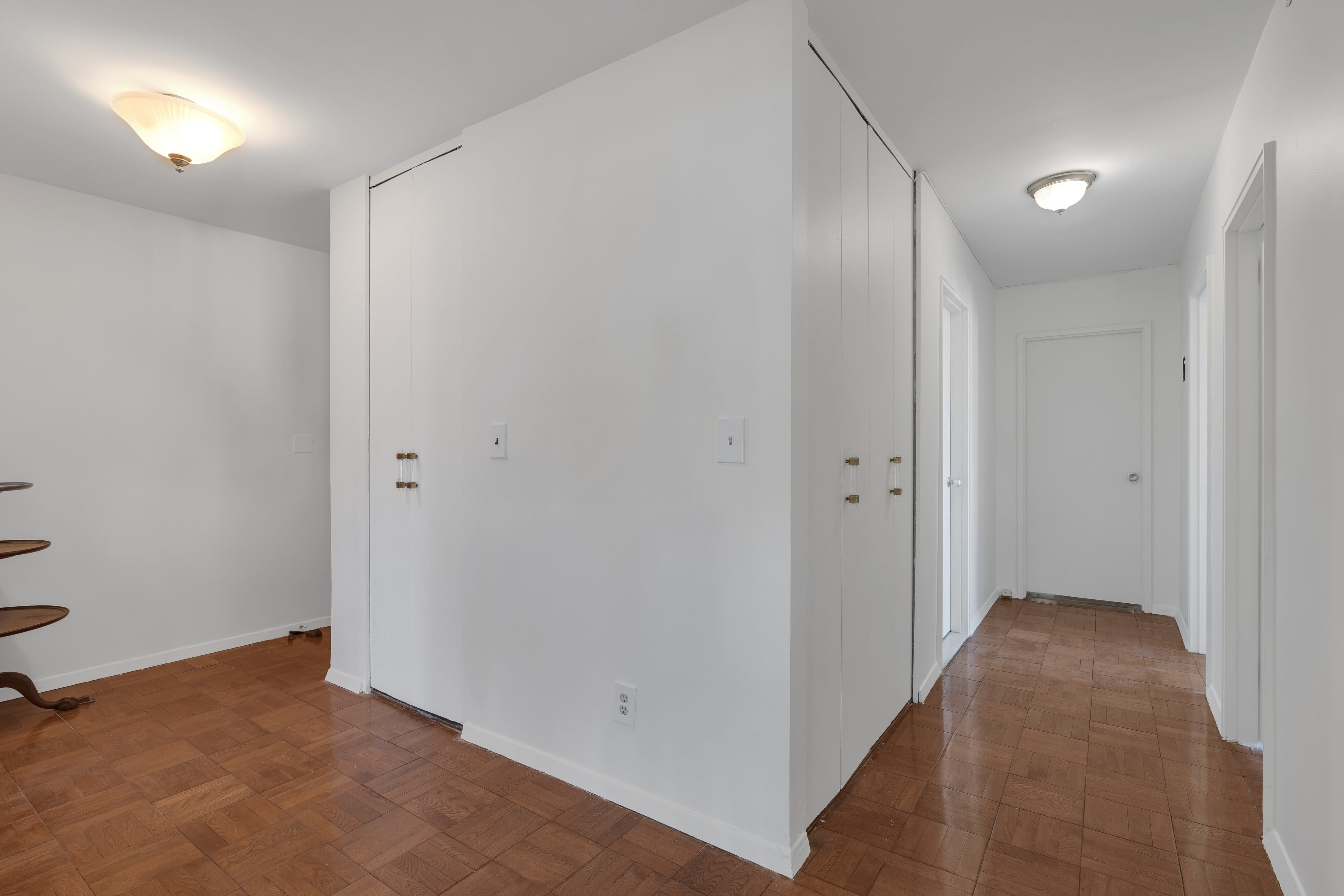 2000 Linwood Avenue Unit# 17V