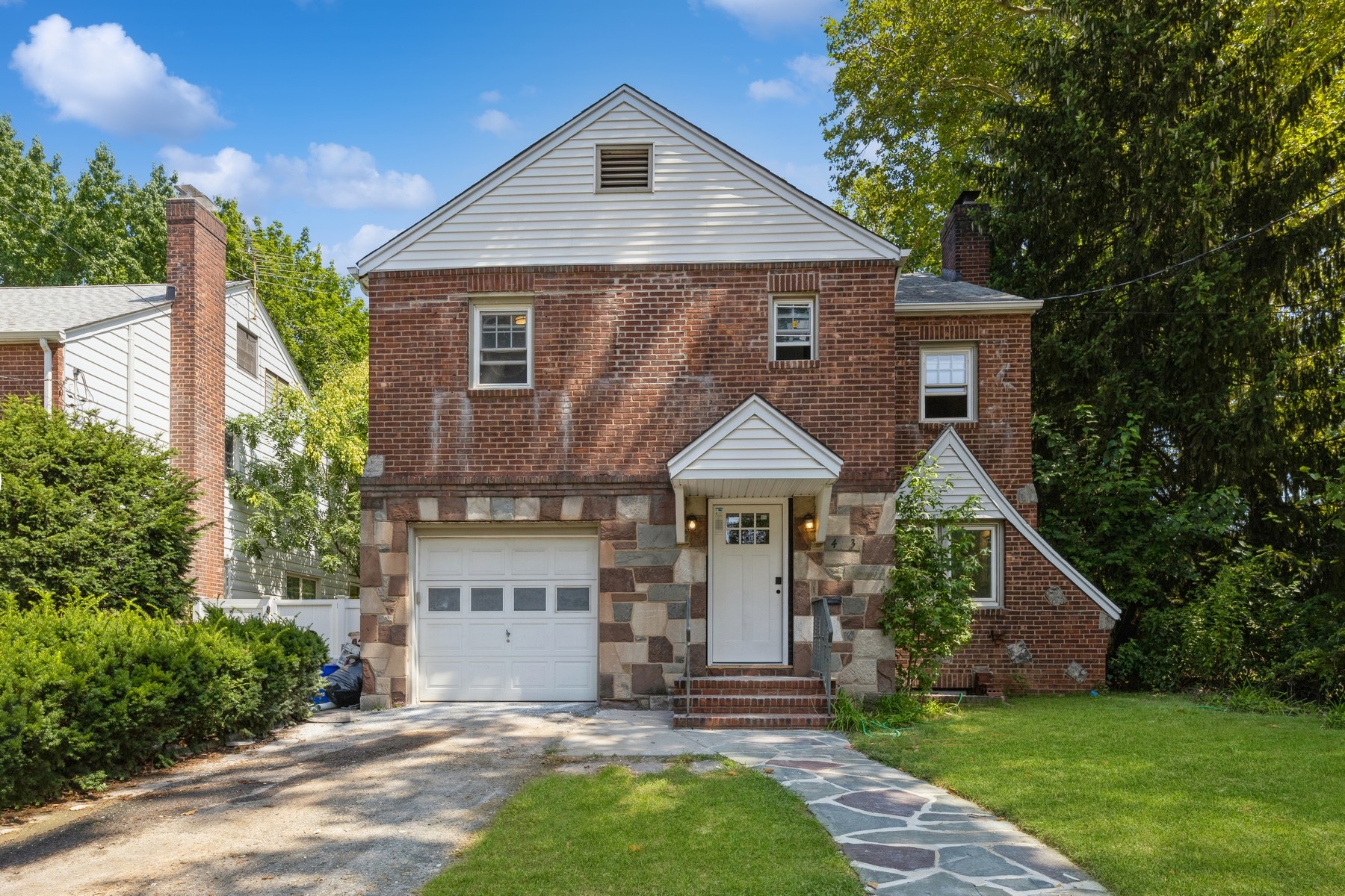 423 Forest Avenue 