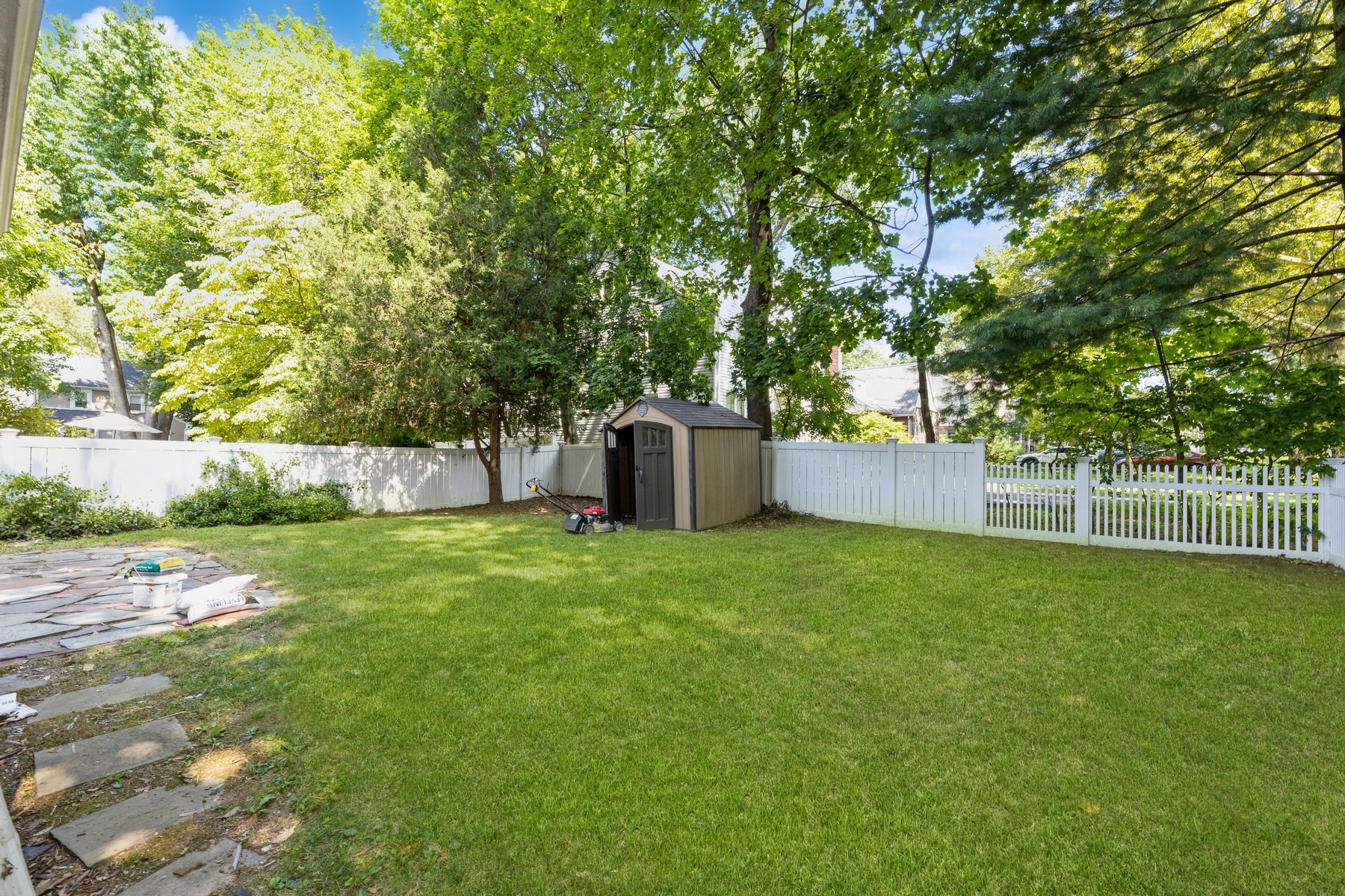 423 Forest Avenue 