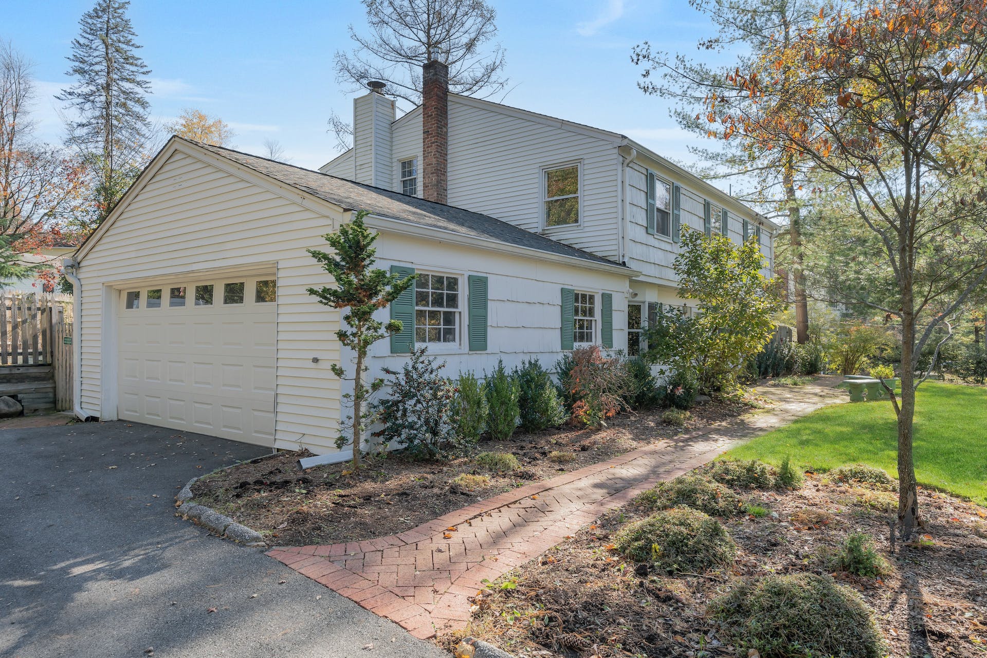 620 Dale Court 