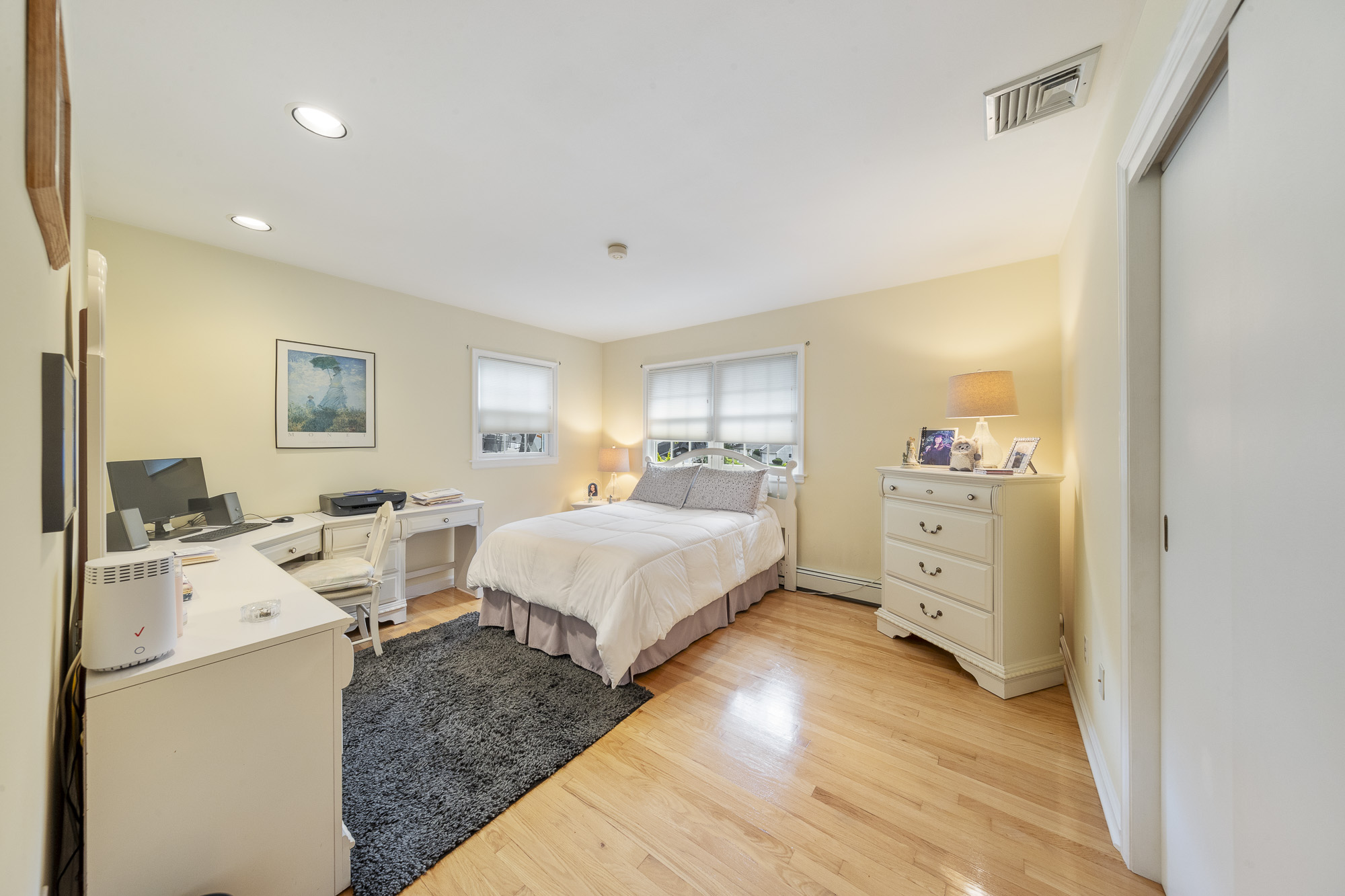 104 Colonial Road