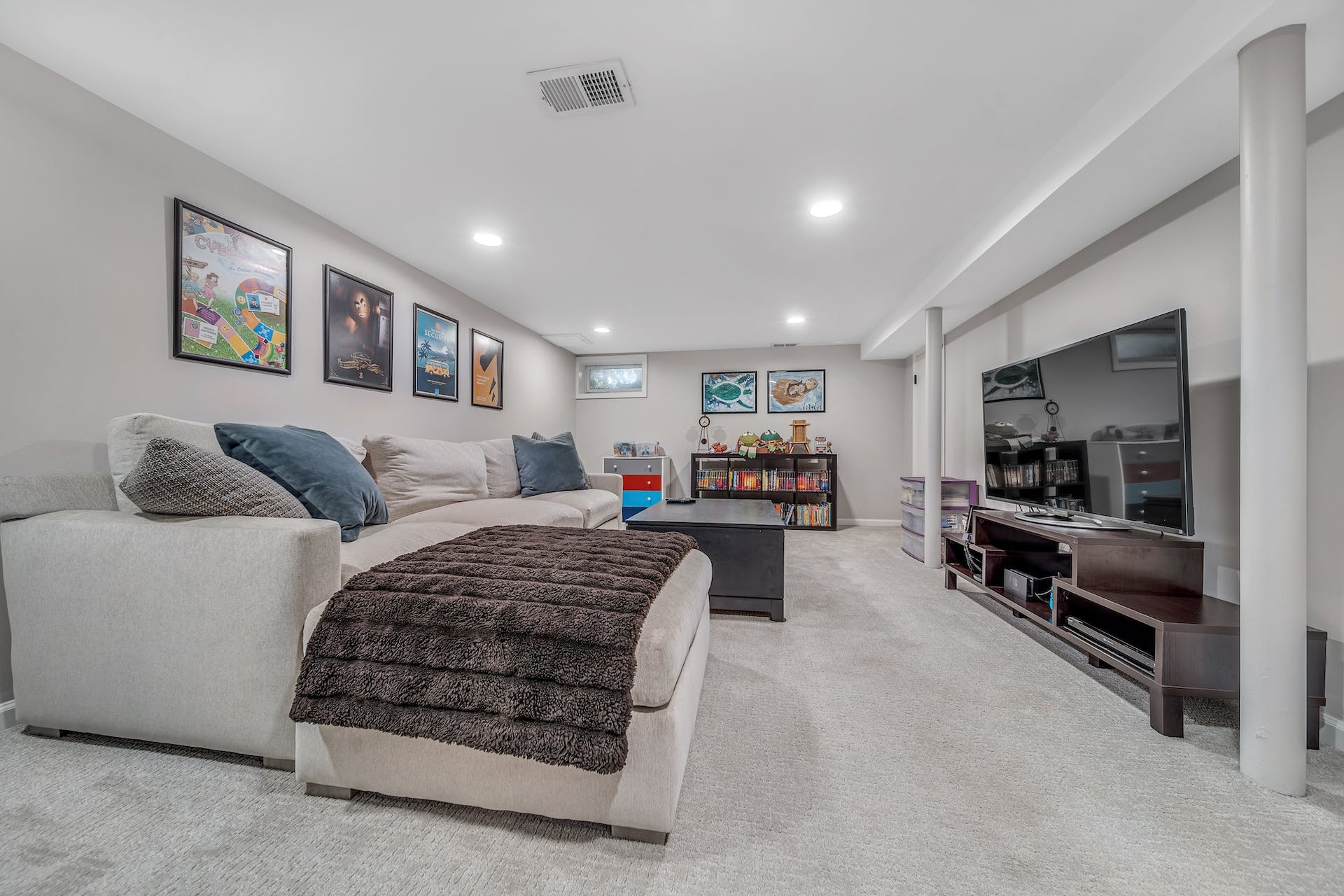 17 Kenwood Road