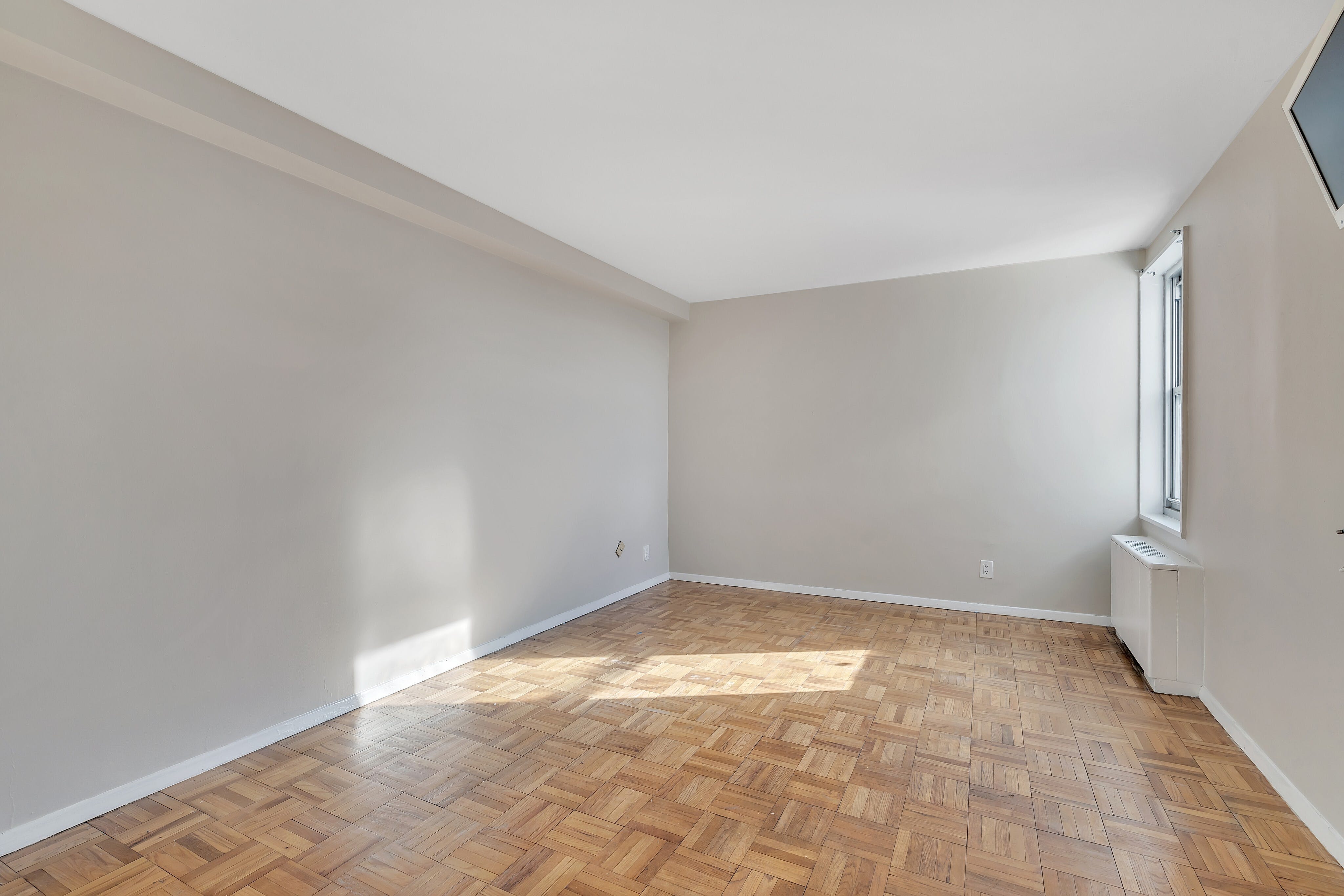 2000 Linwood Avenue Unit# 16N