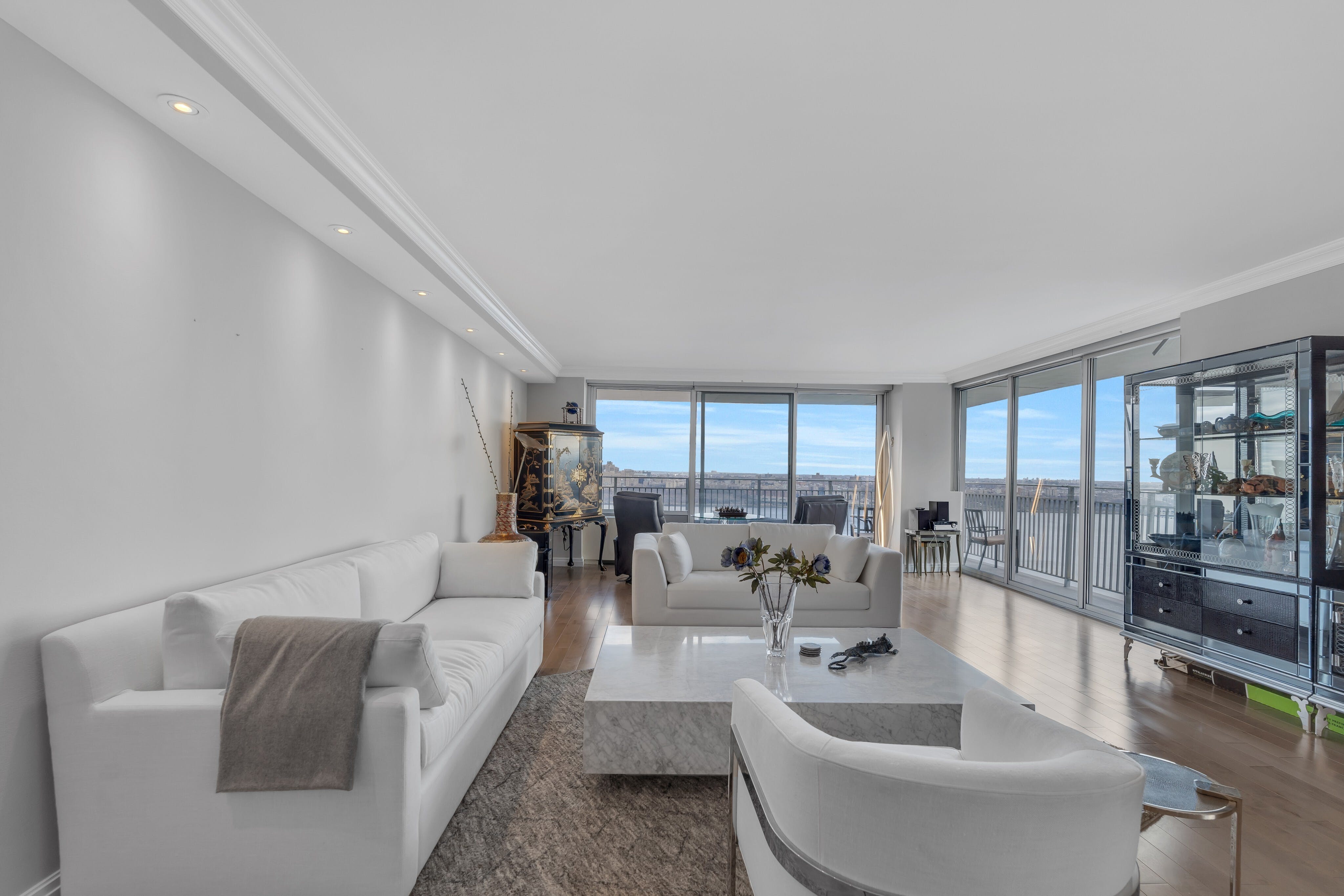 1530 Palisade Avenue Unit# 7L
