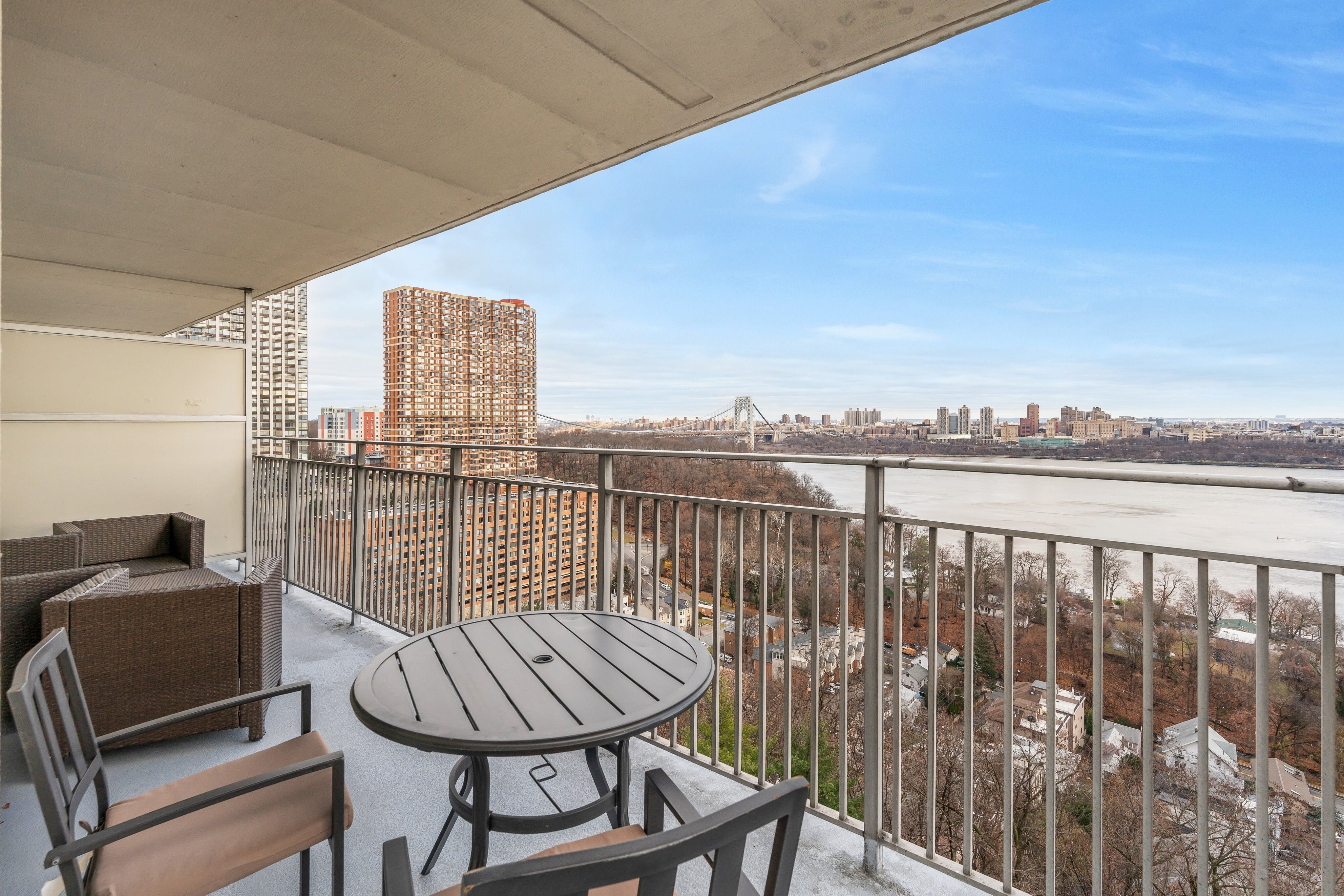 1530 Palisade Avenue Unit# 7L