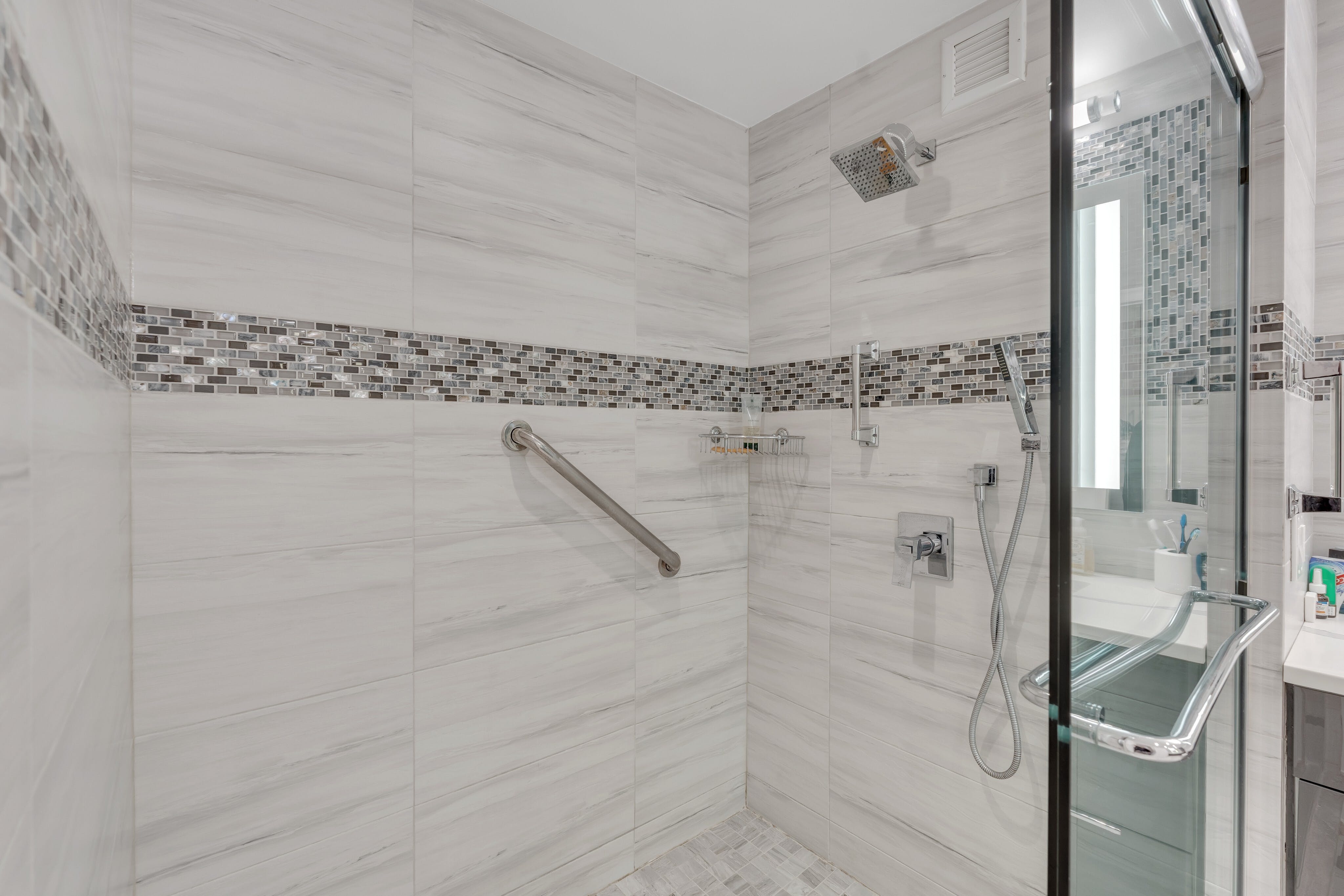 1530 Palisade Avenue Unit# 7L