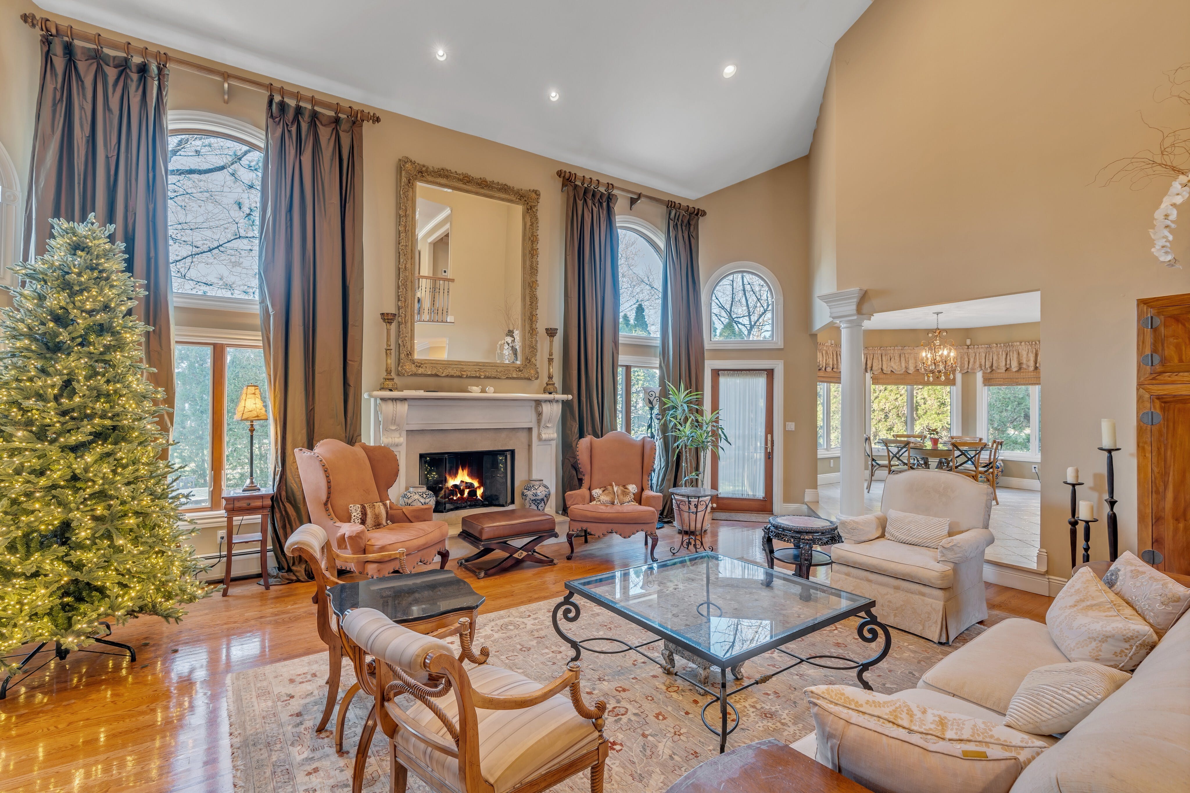 1075 Briar Way 