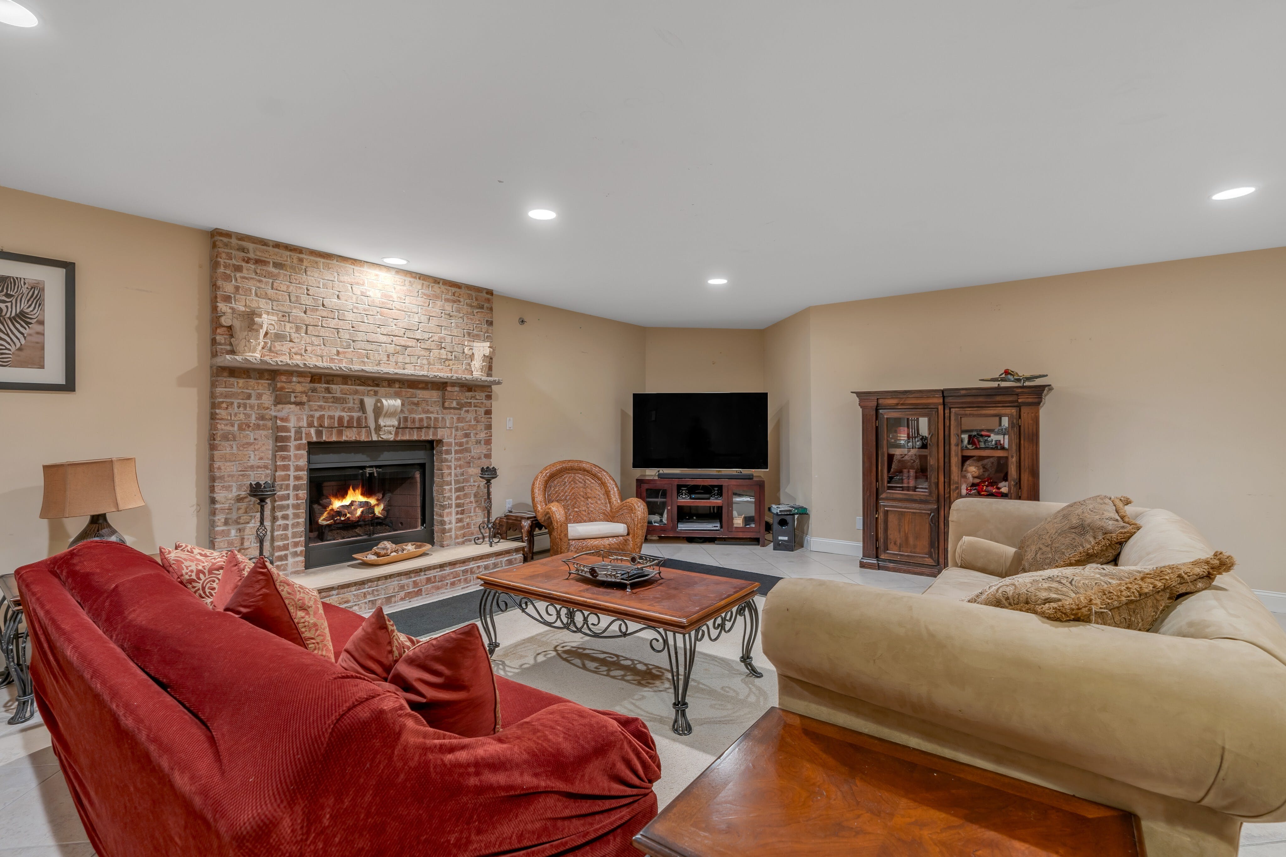 1075 Briar Way 