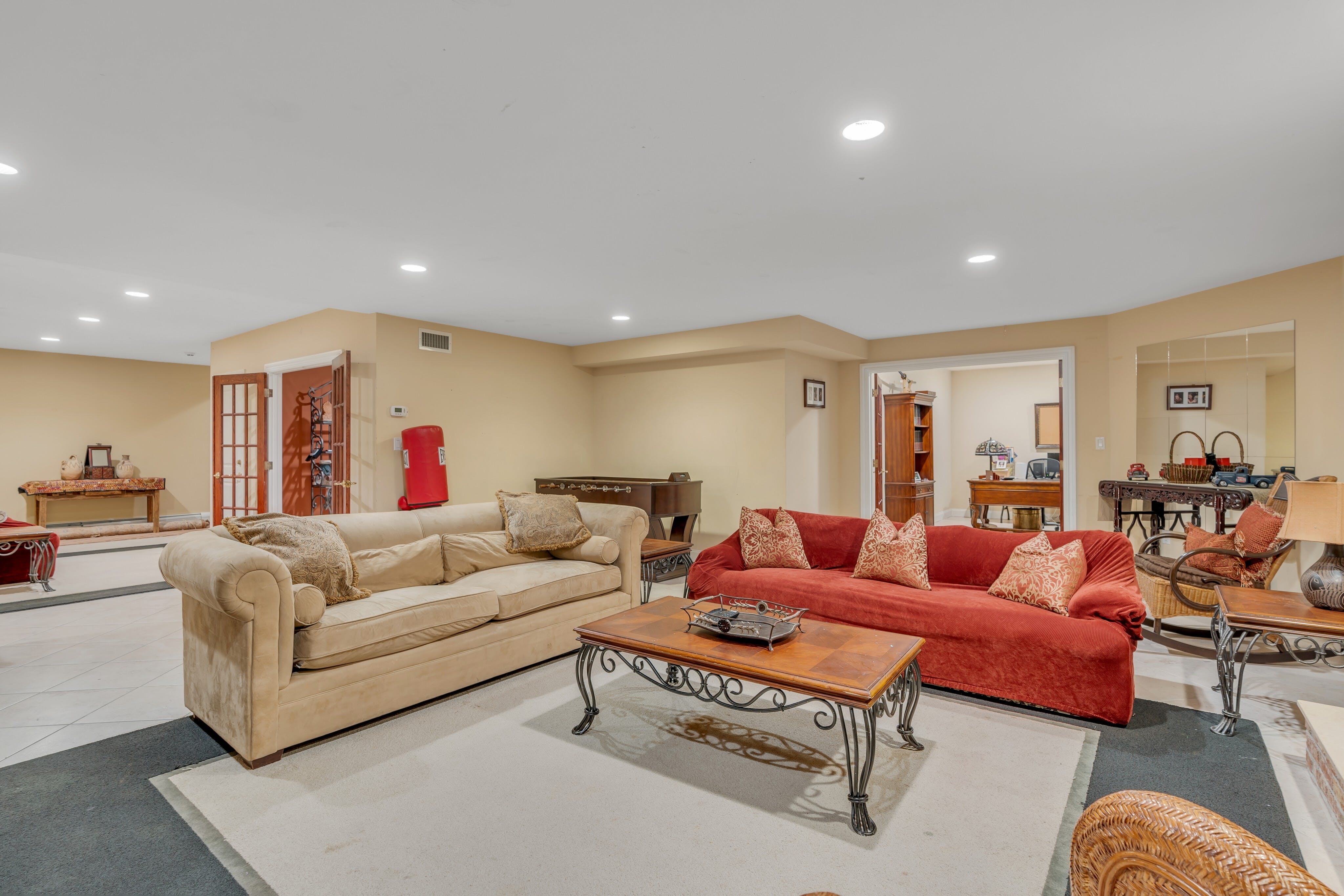 1075 Briar Way 