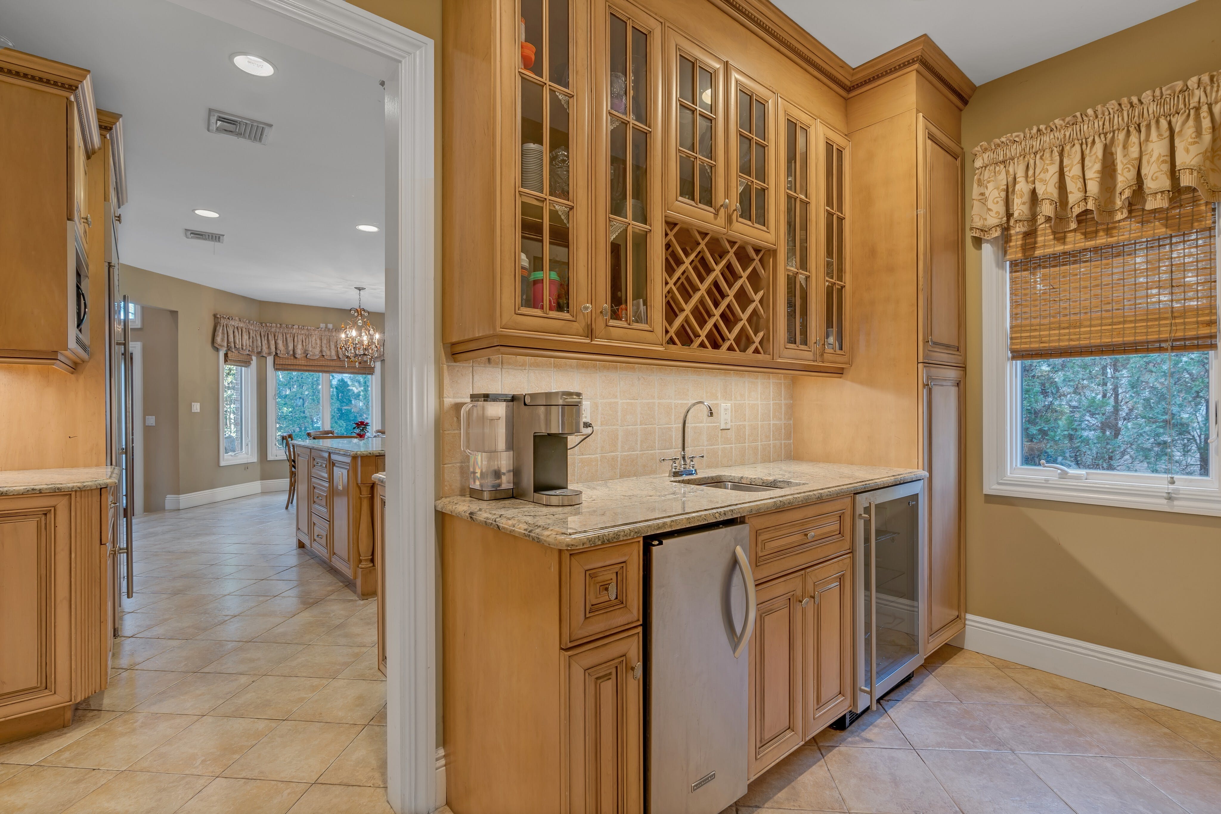 1075 Briar Way 