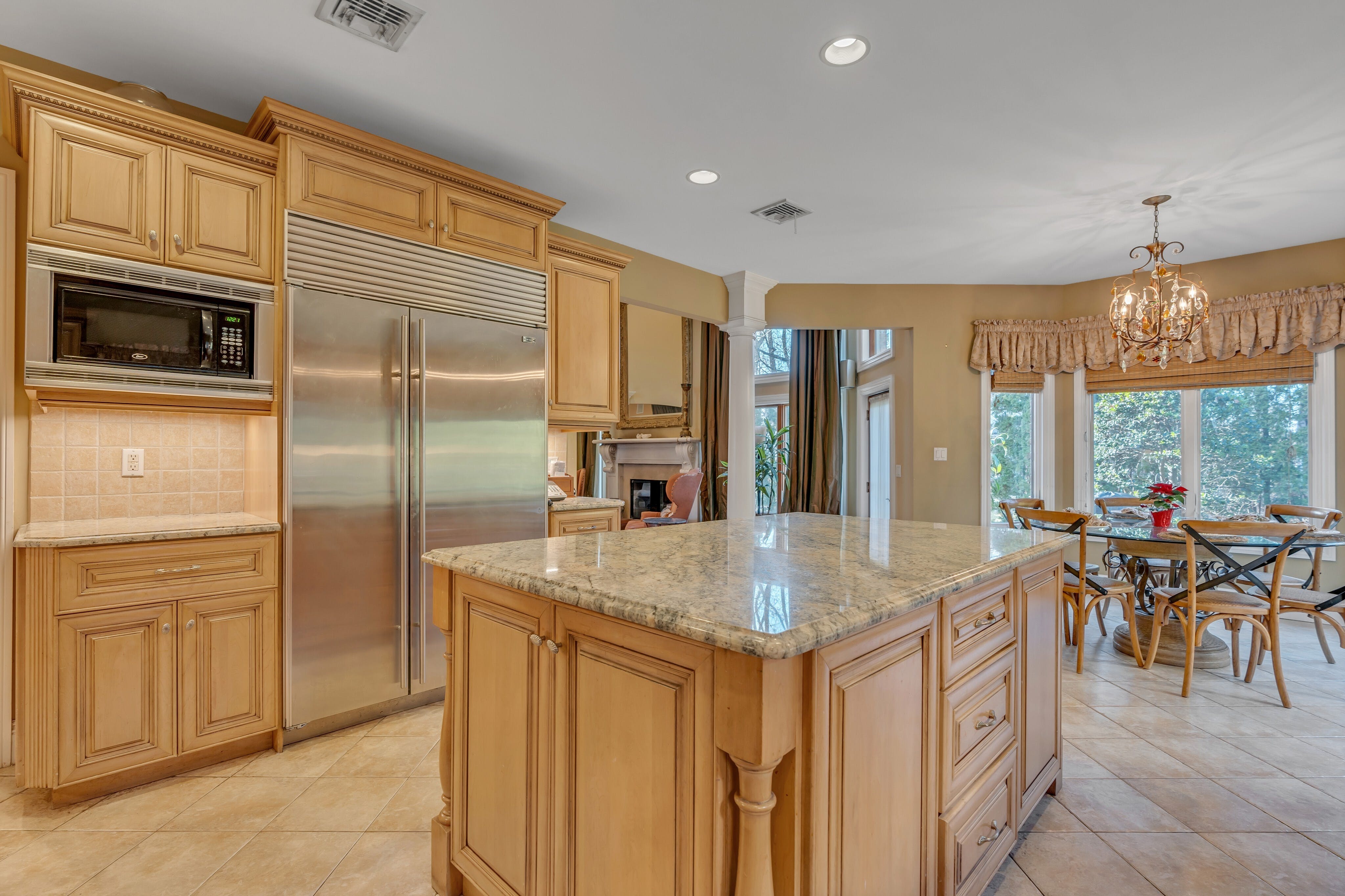 1075 Briar Way 