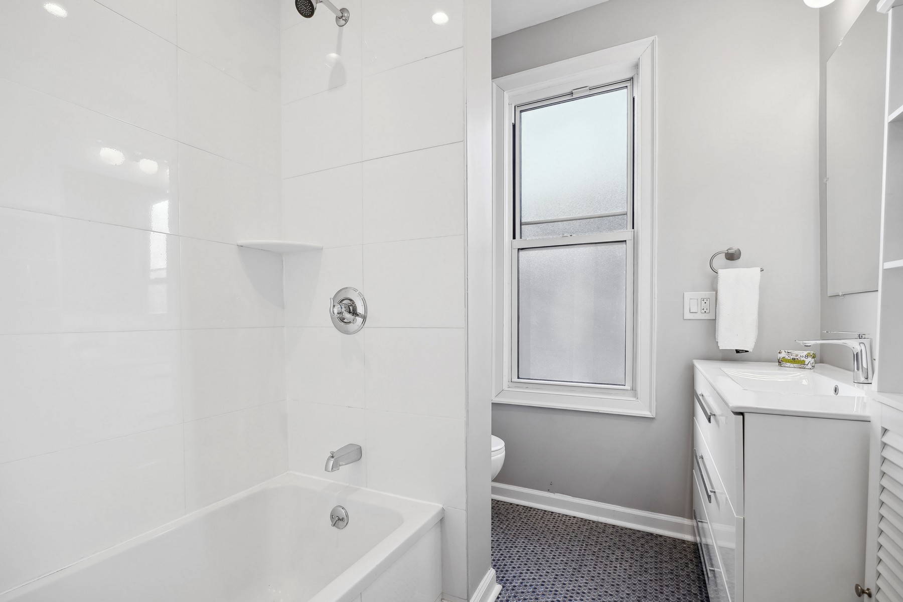570 Upper Mountain Avenue Unit# #2