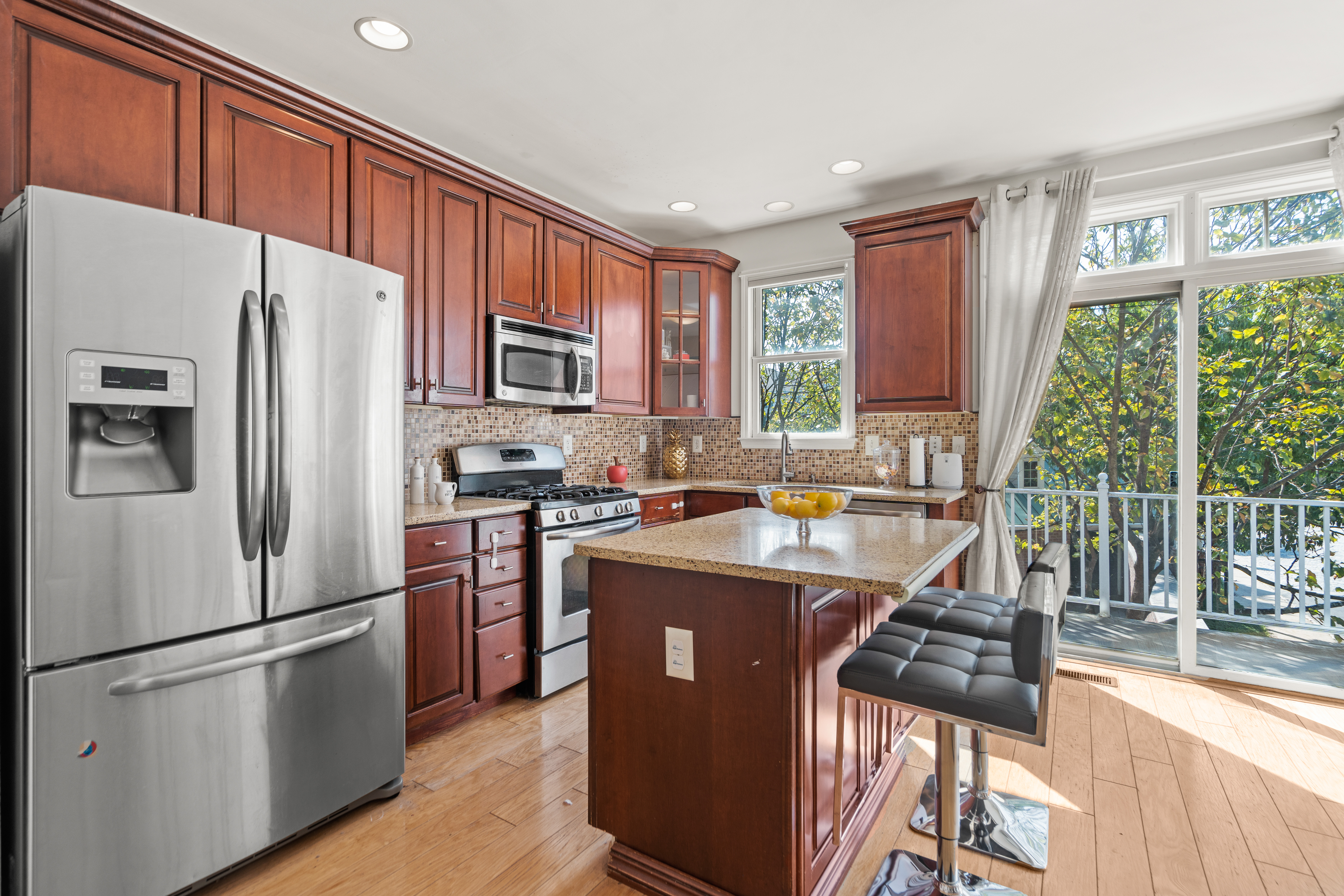 416 Newburgh Ct 