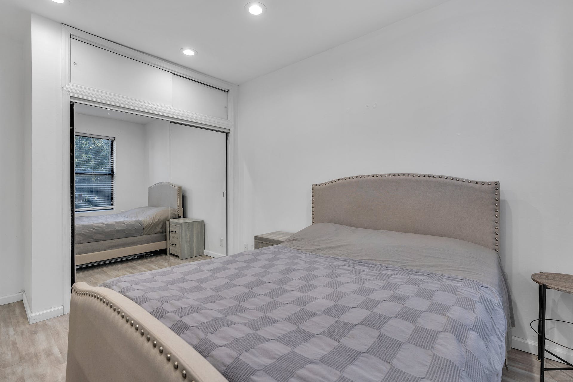 883 Blvd East Unit# 2D