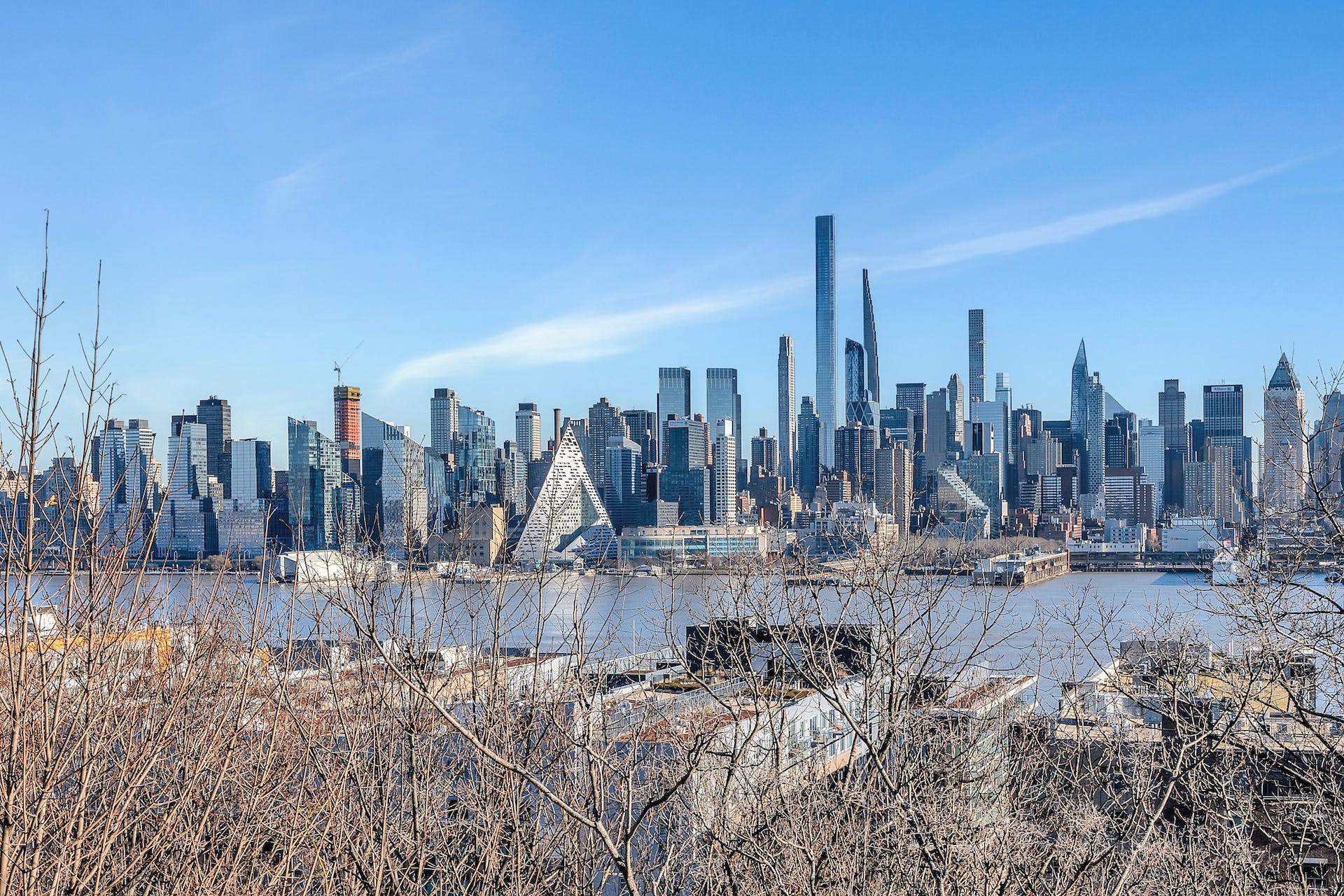 883 Blvd East Unit# 2D