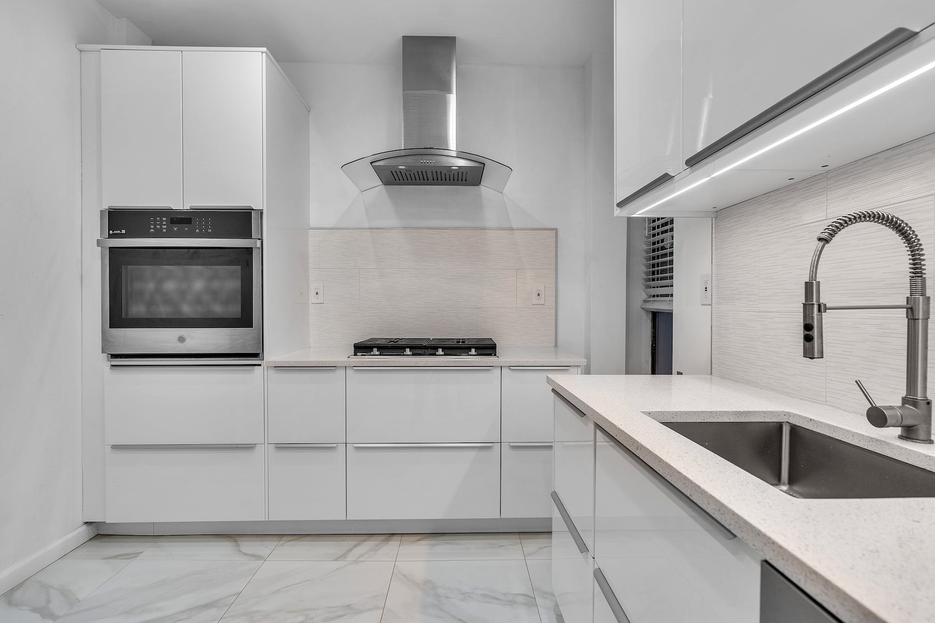 883 Blvd East Unit# 2D