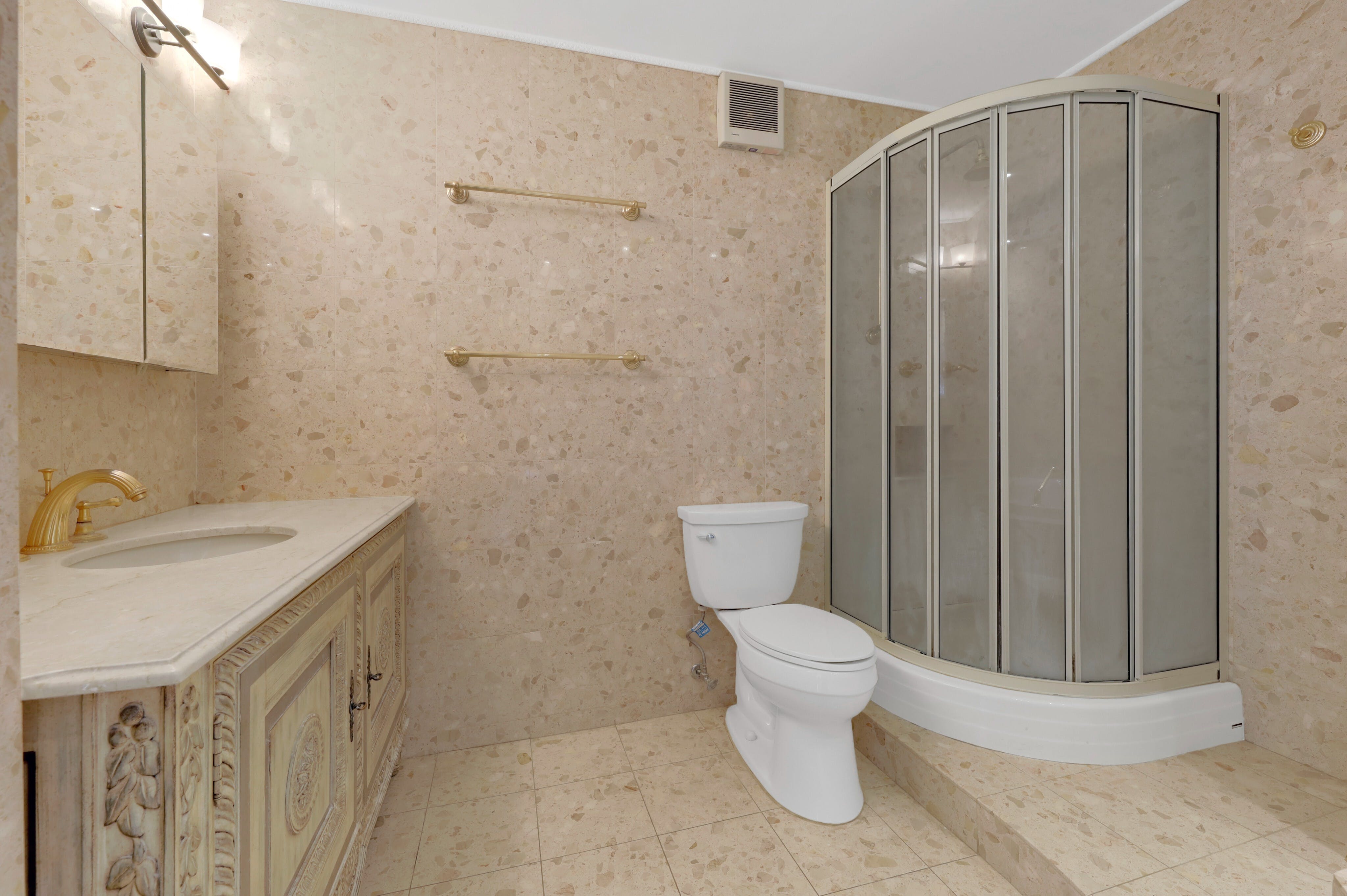 200 Winston Drive Unit# 2519