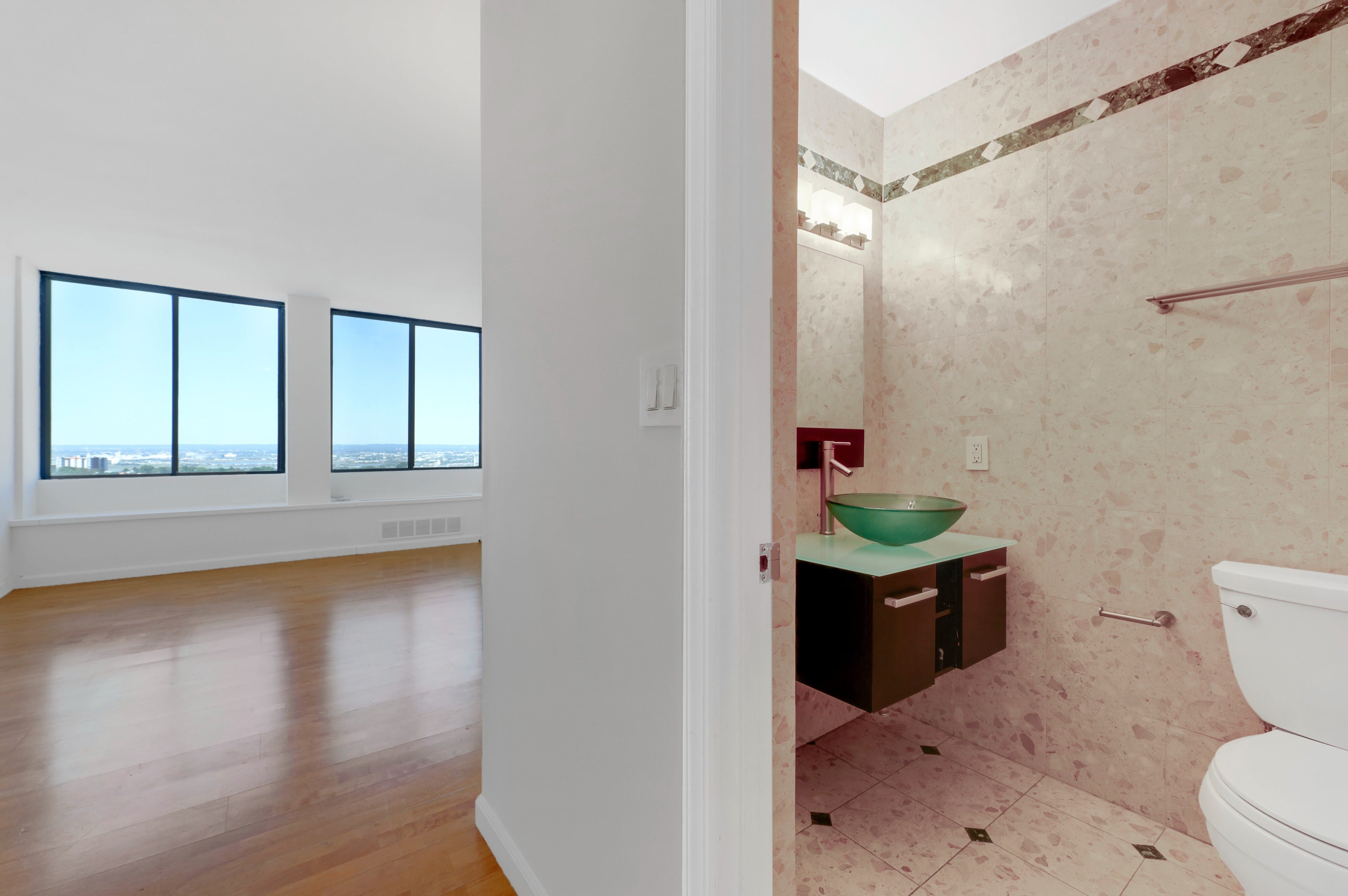 200 Winston Drive Unit# 2519