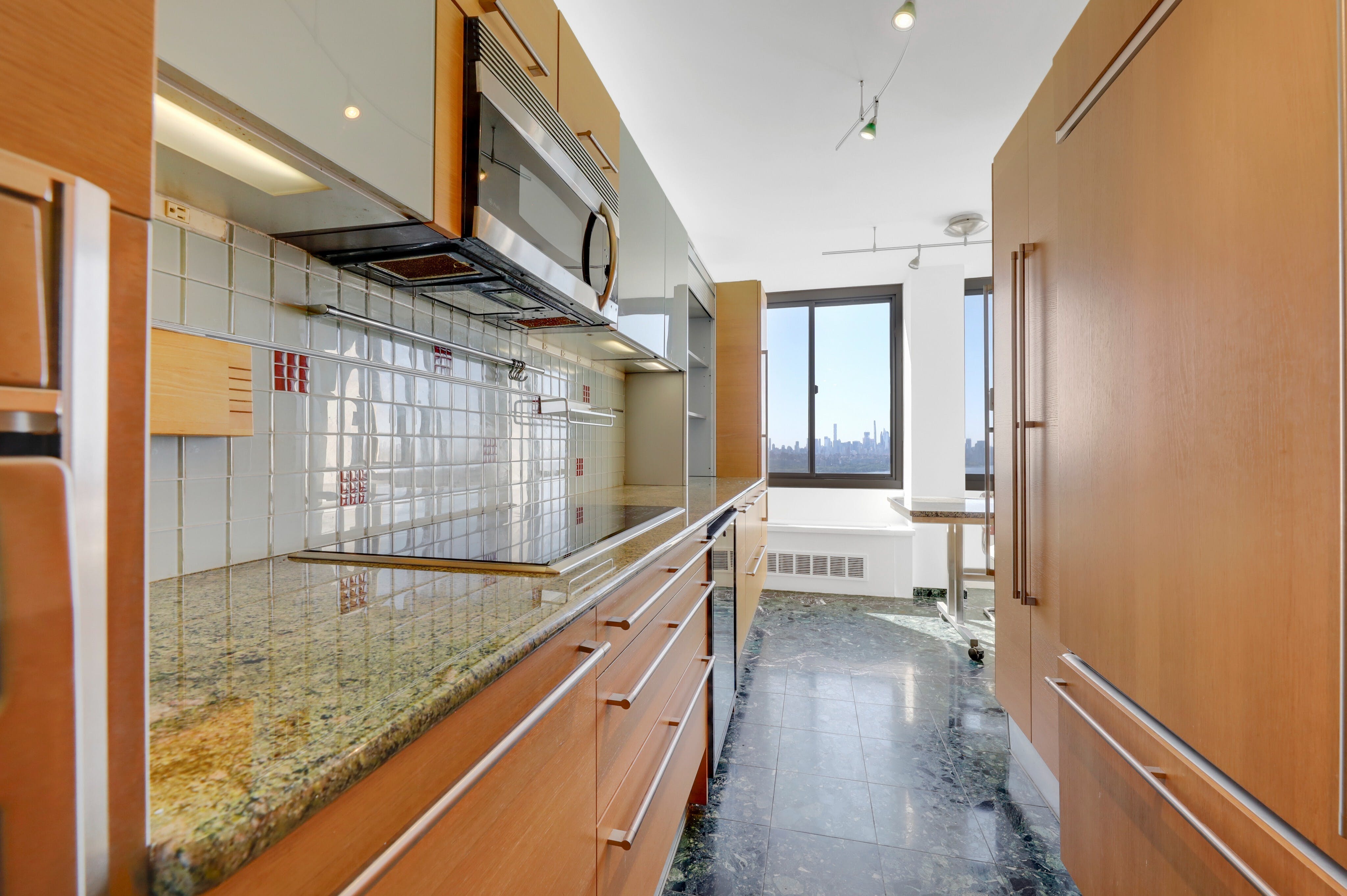 200 Winston Drive Unit# 2519