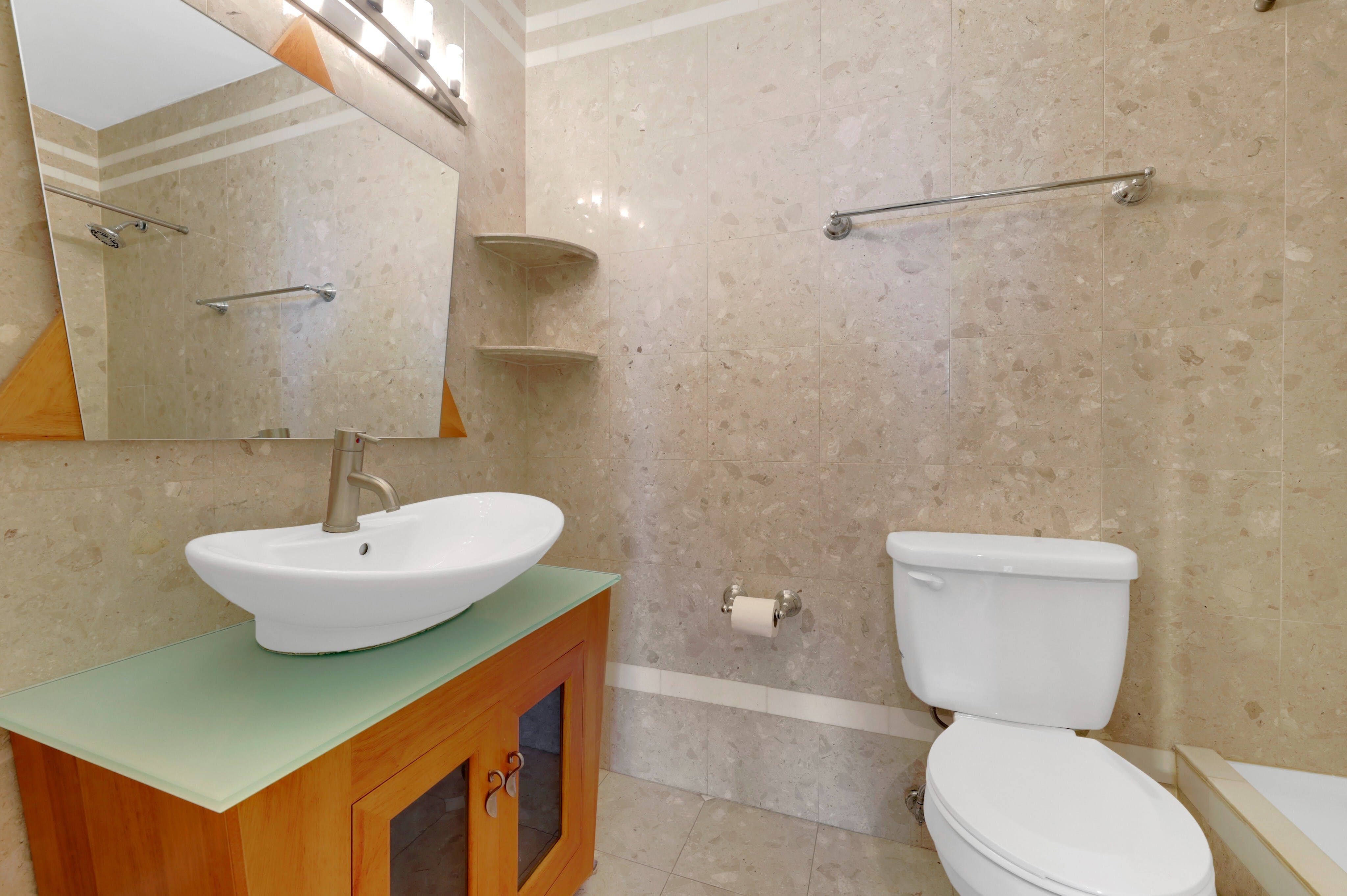 200 Winston Drive Unit# 2519