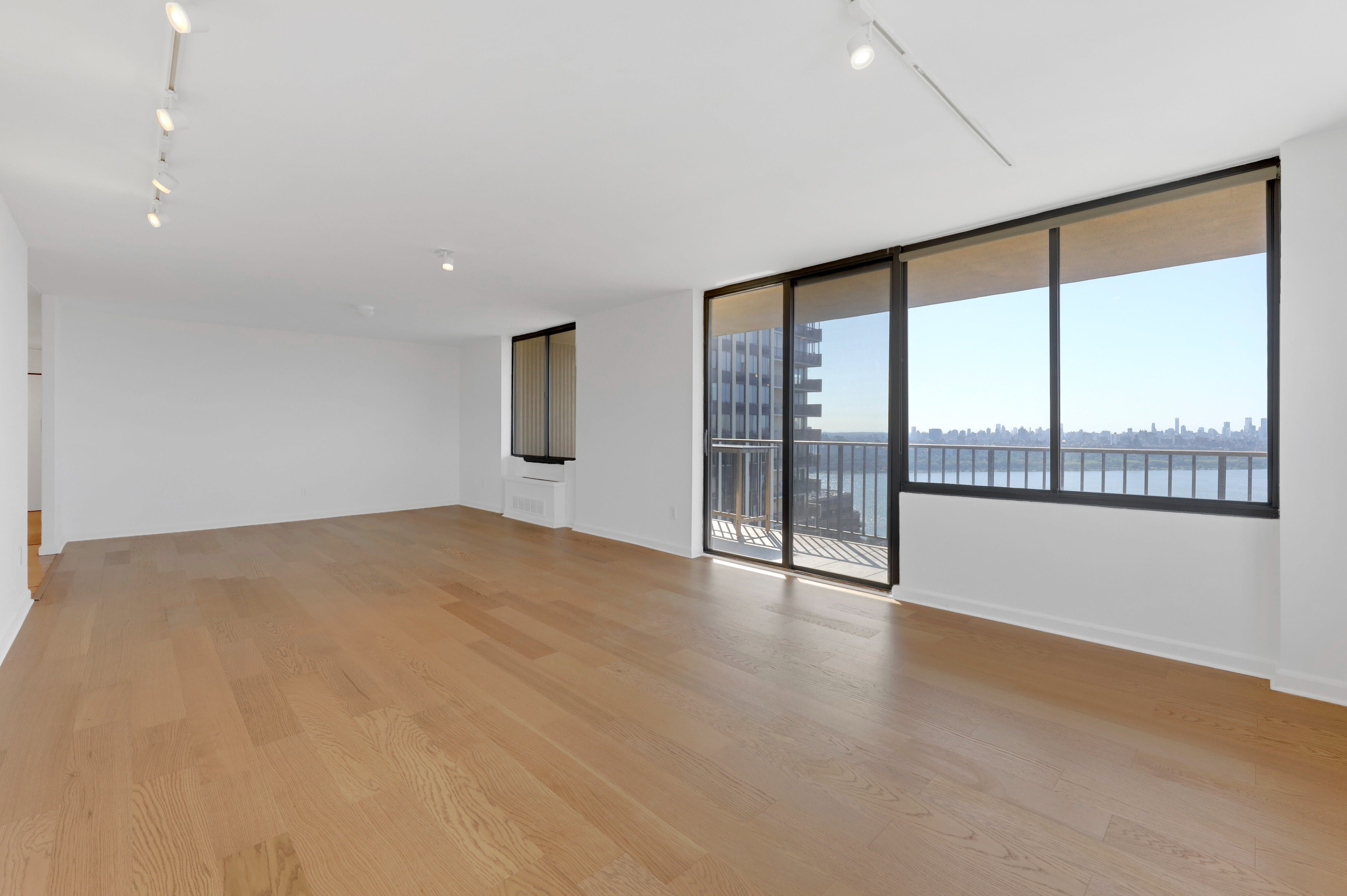 200 Winston Drive Unit# 2519