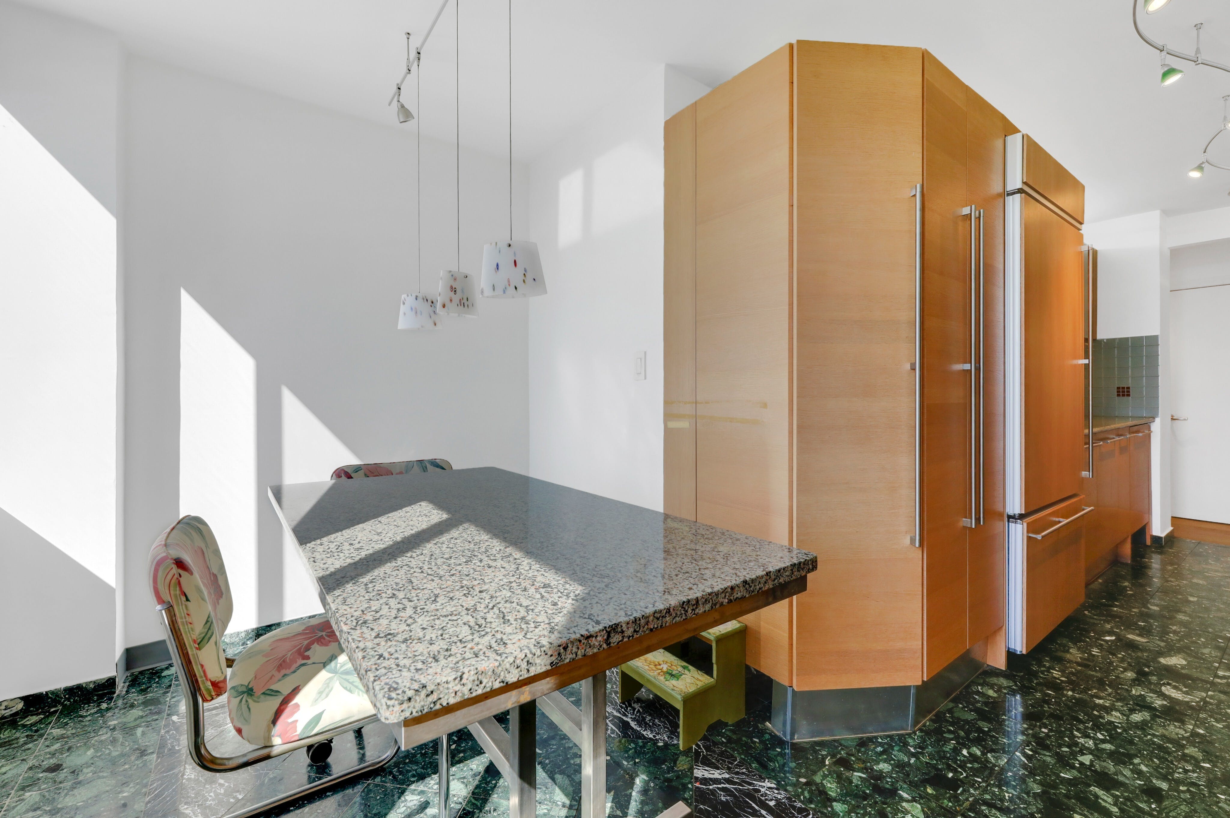200 Winston Drive Unit# 2519