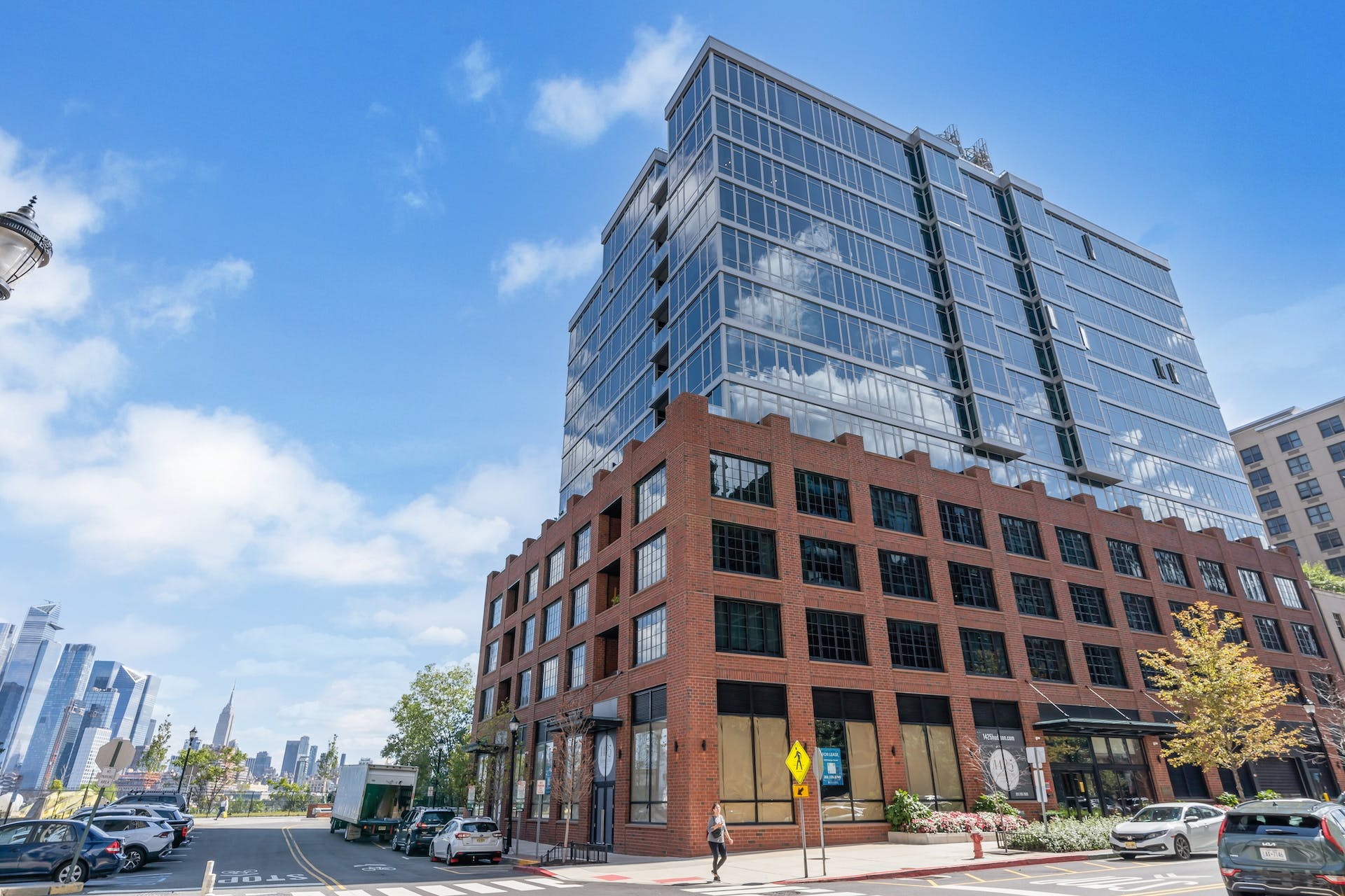 1425 Hudson St Unit# 7B